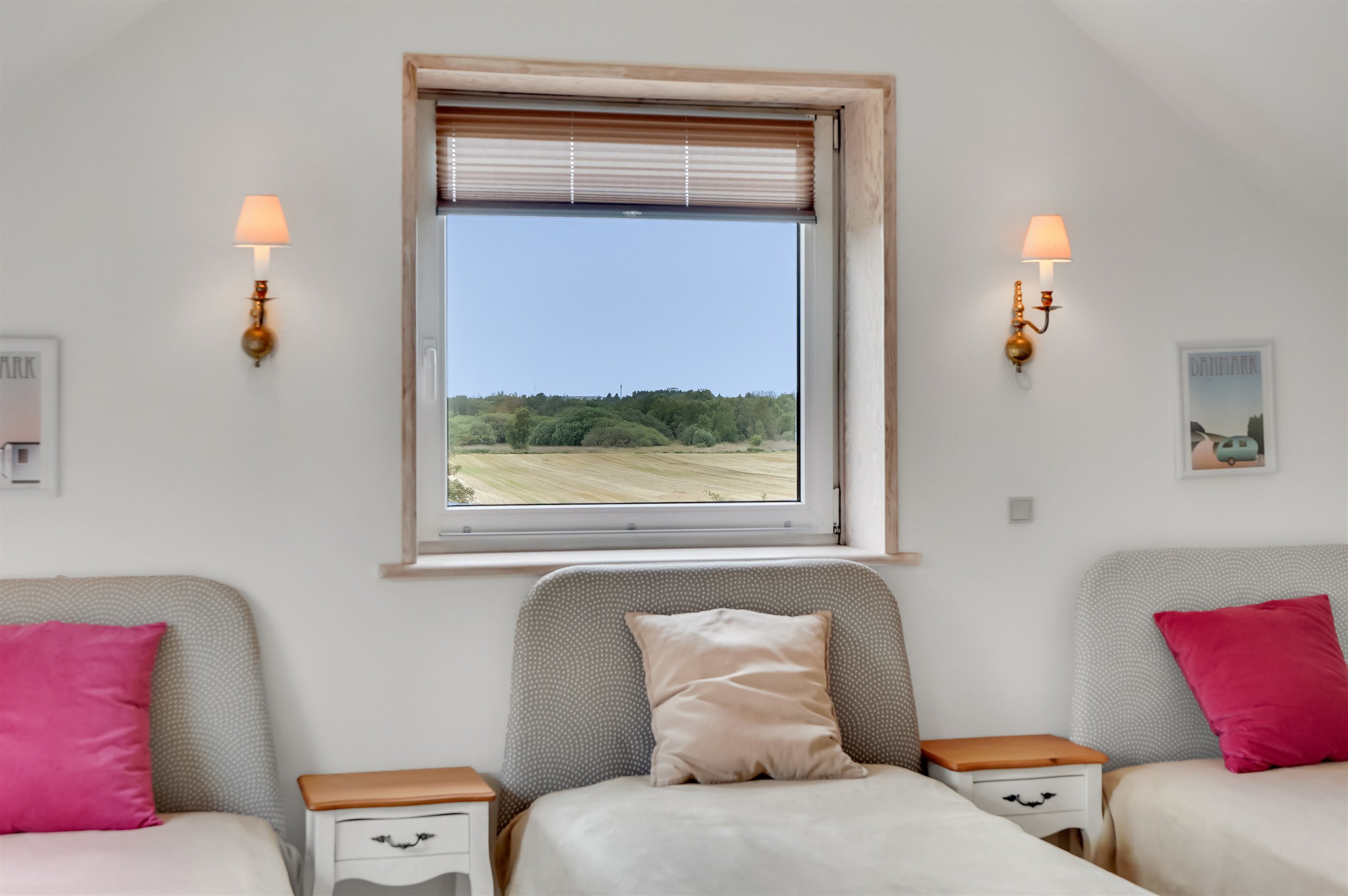 Fremhævet stue billede i fuldskærmstilstand. Billede af Almstokvej 20, 6623 Vorbasse