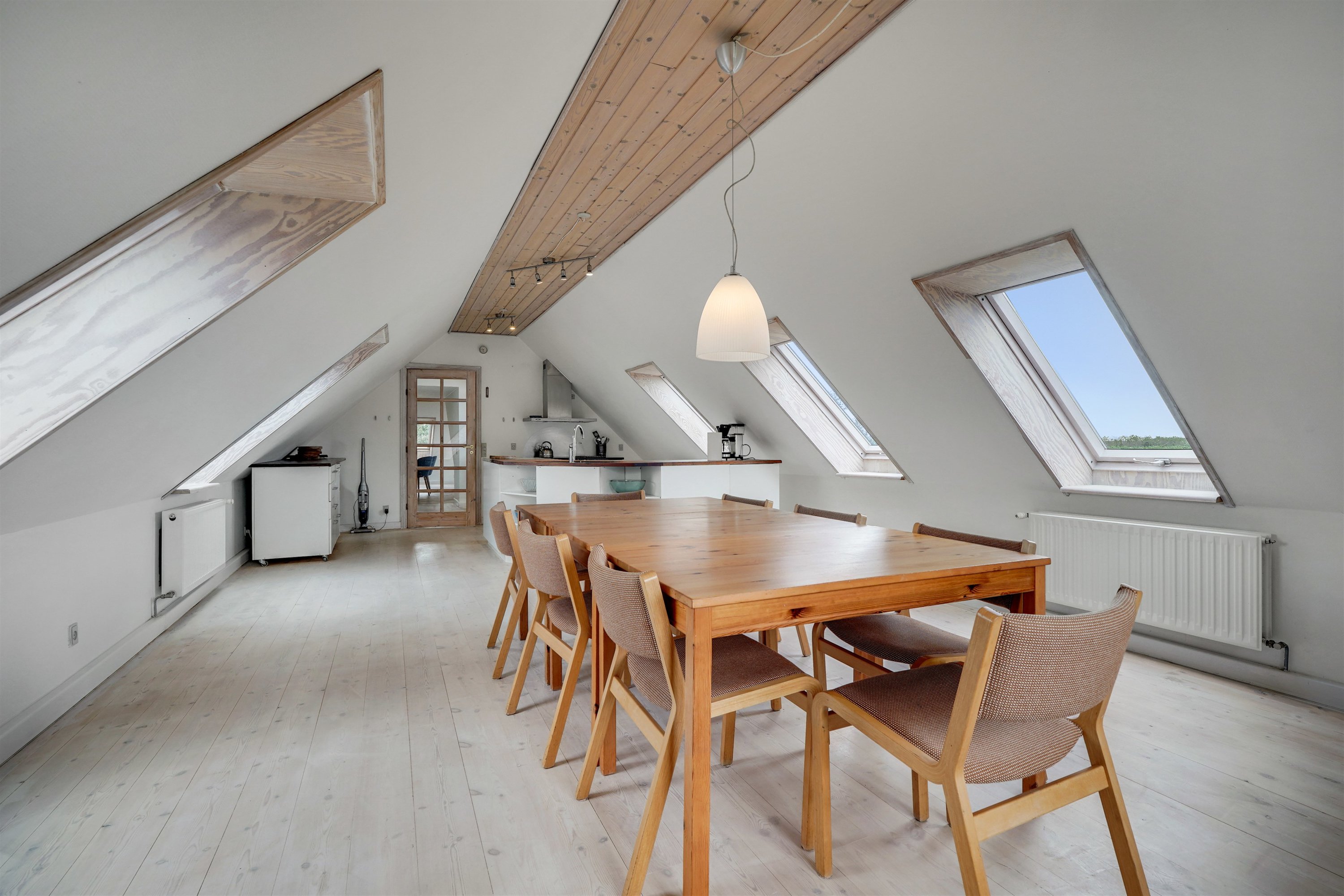 Fremhævet alrum billede i fuldskærmstilstand. Billede af Almstokvej 20, 6623 Vorbasse