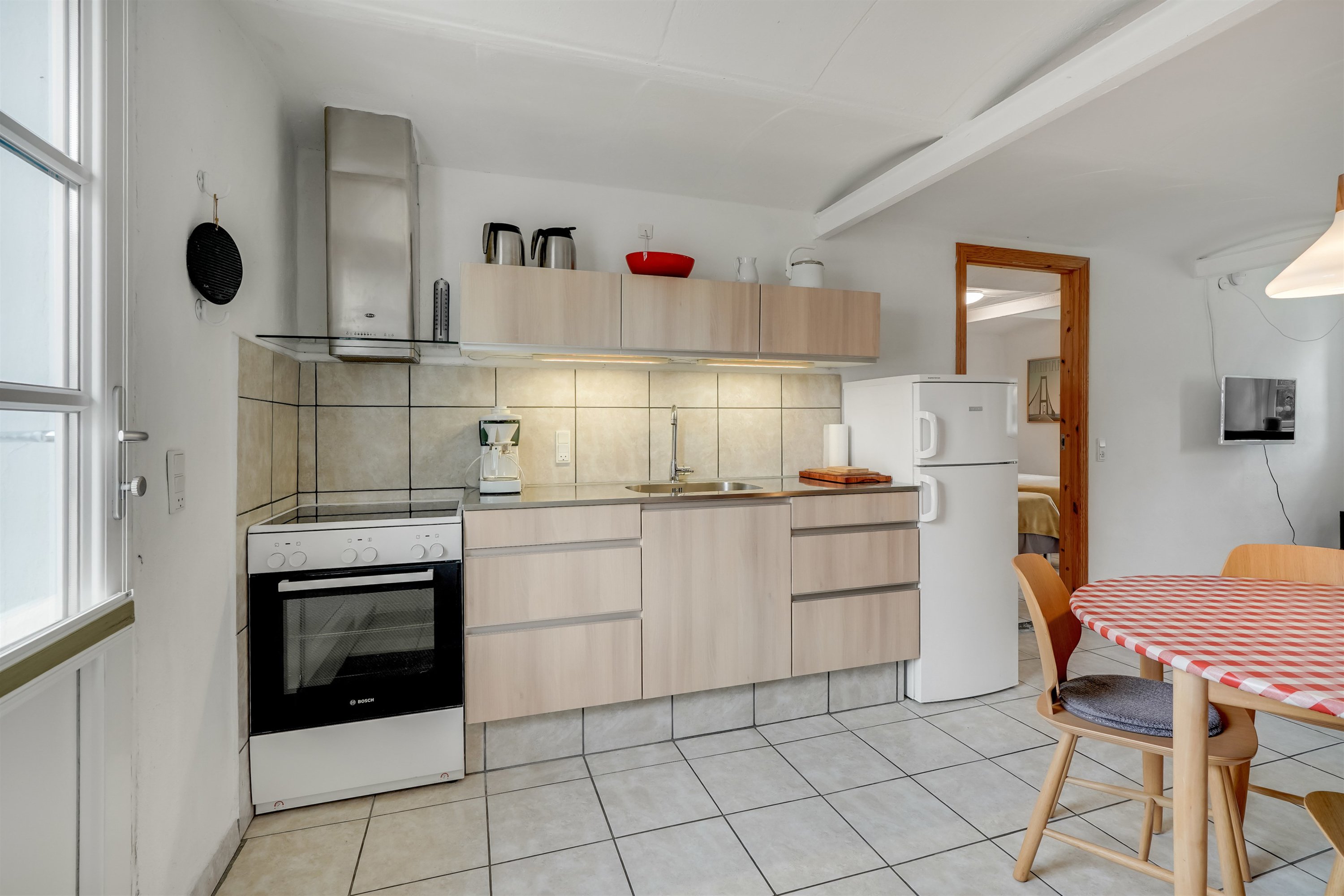 Fremhævet køkken billede i fuldskærmstilstand. Billede af Almstokvej 20, 6623 Vorbasse