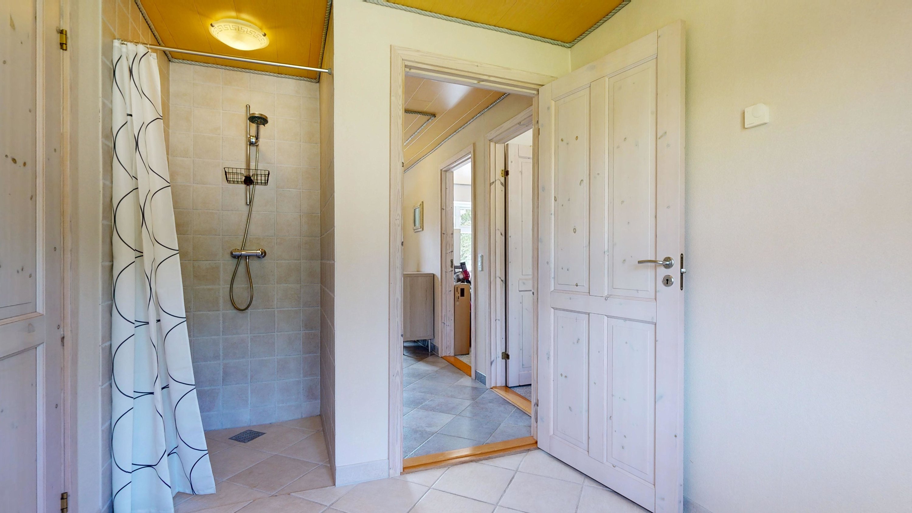 Fremhævet badeværelse billede i fuldskærmstilstand. Billede af Bygumvej 59, Bygum, 9620 Aalestrup