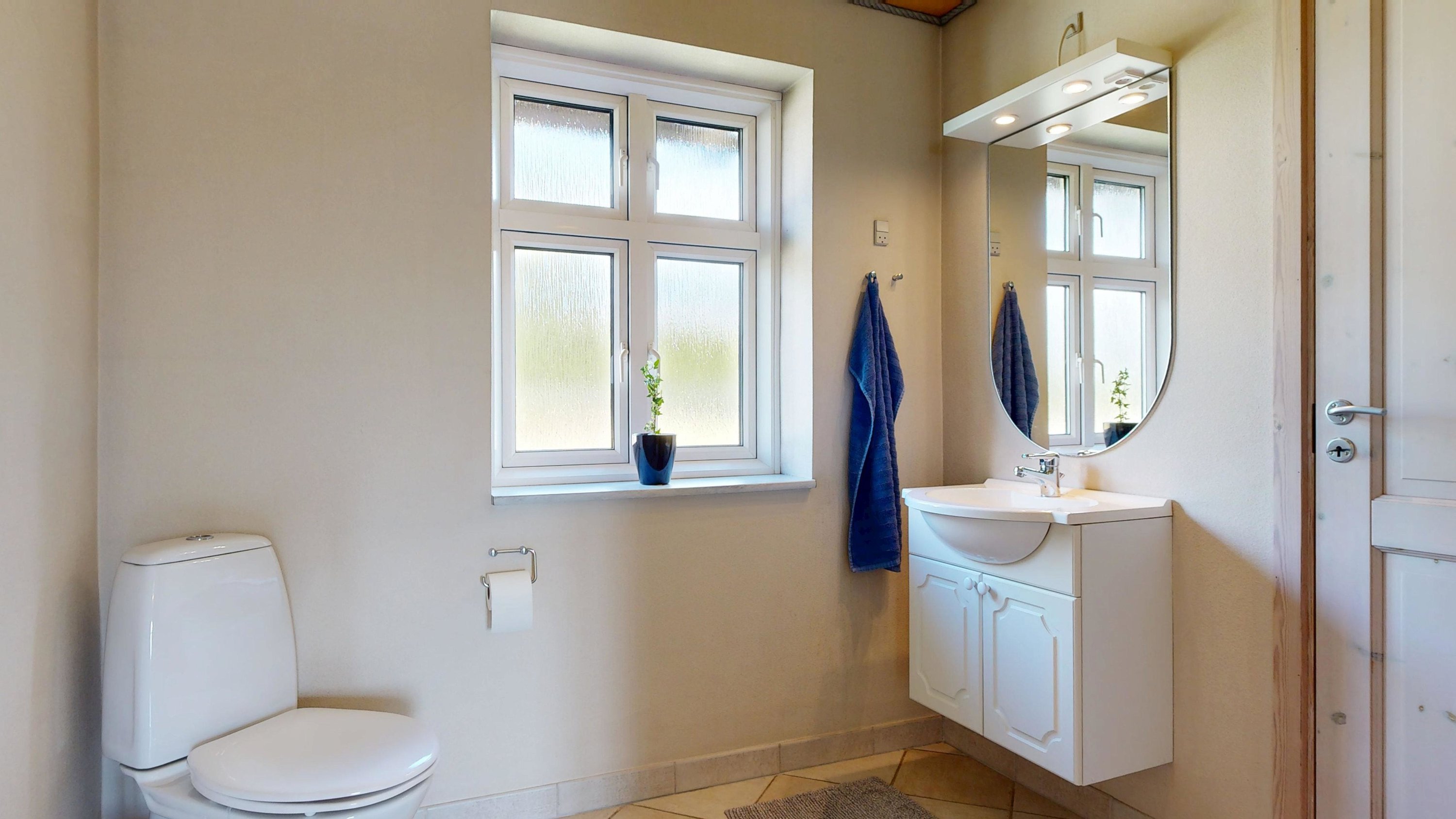 Fremhævet badeværelse billede i fuldskærmstilstand. Billede af Bygumvej 59, Bygum, 9620 Aalestrup