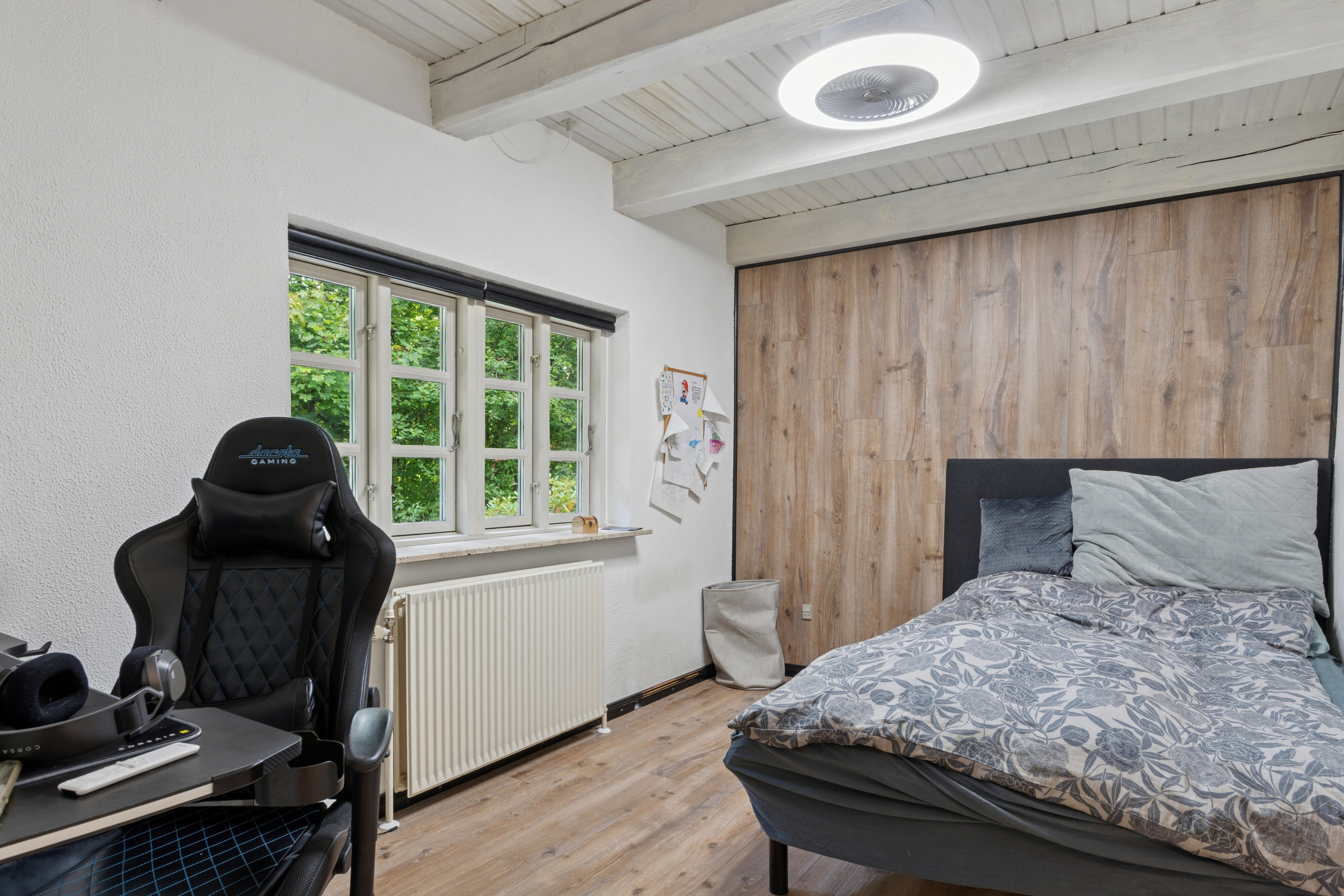 Fremhævet soveværelse billede i fuldskærmstilstand. Billede af Egtvedvej 116, Bølling, 6040 Egtved