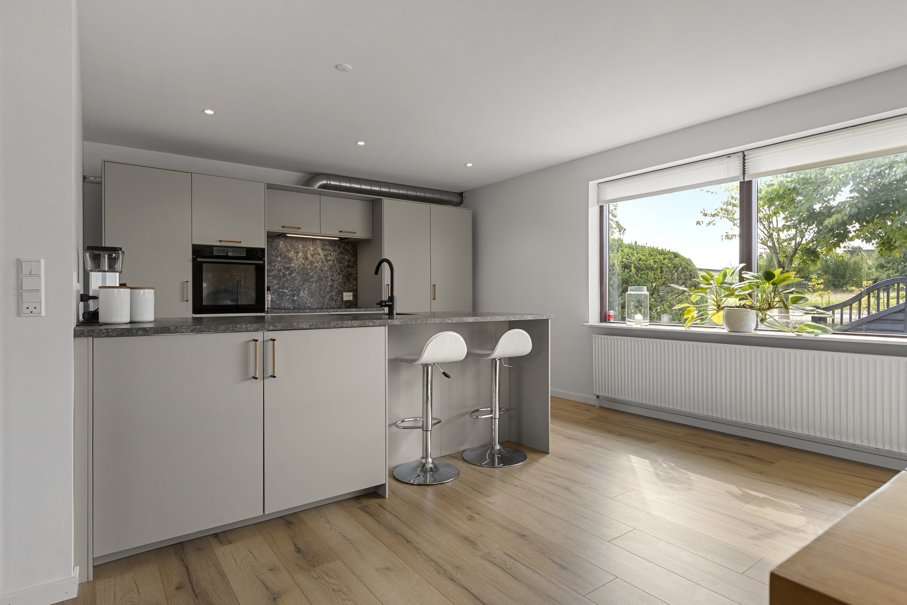 Fremhævet køkken billede i fuldskærmstilstand. Billede af Elmevej 24, 4171 Glumsø