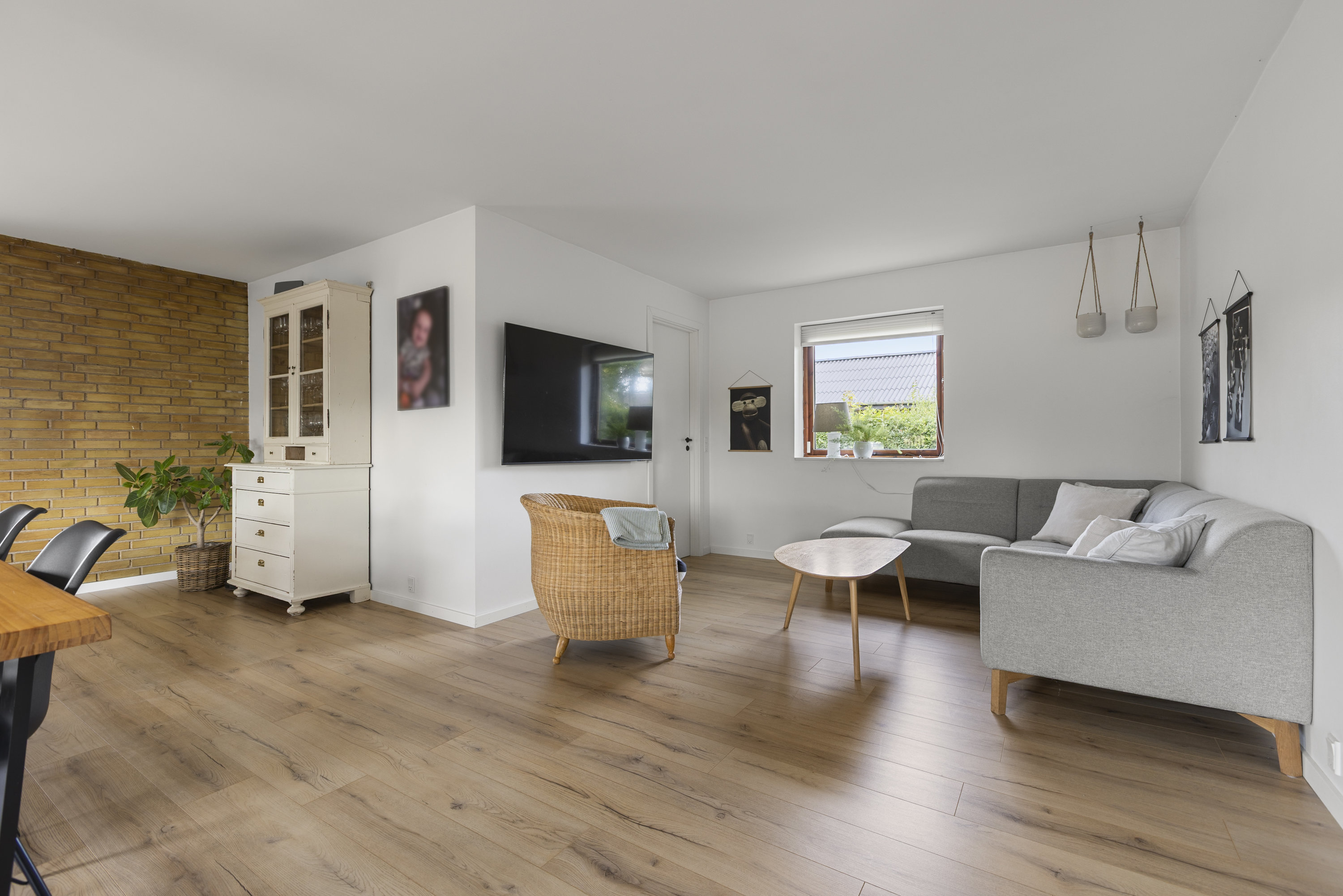 Fremhævet stue billede i fuldskærmstilstand. Billede af Elmevej 24, 4171 Glumsø