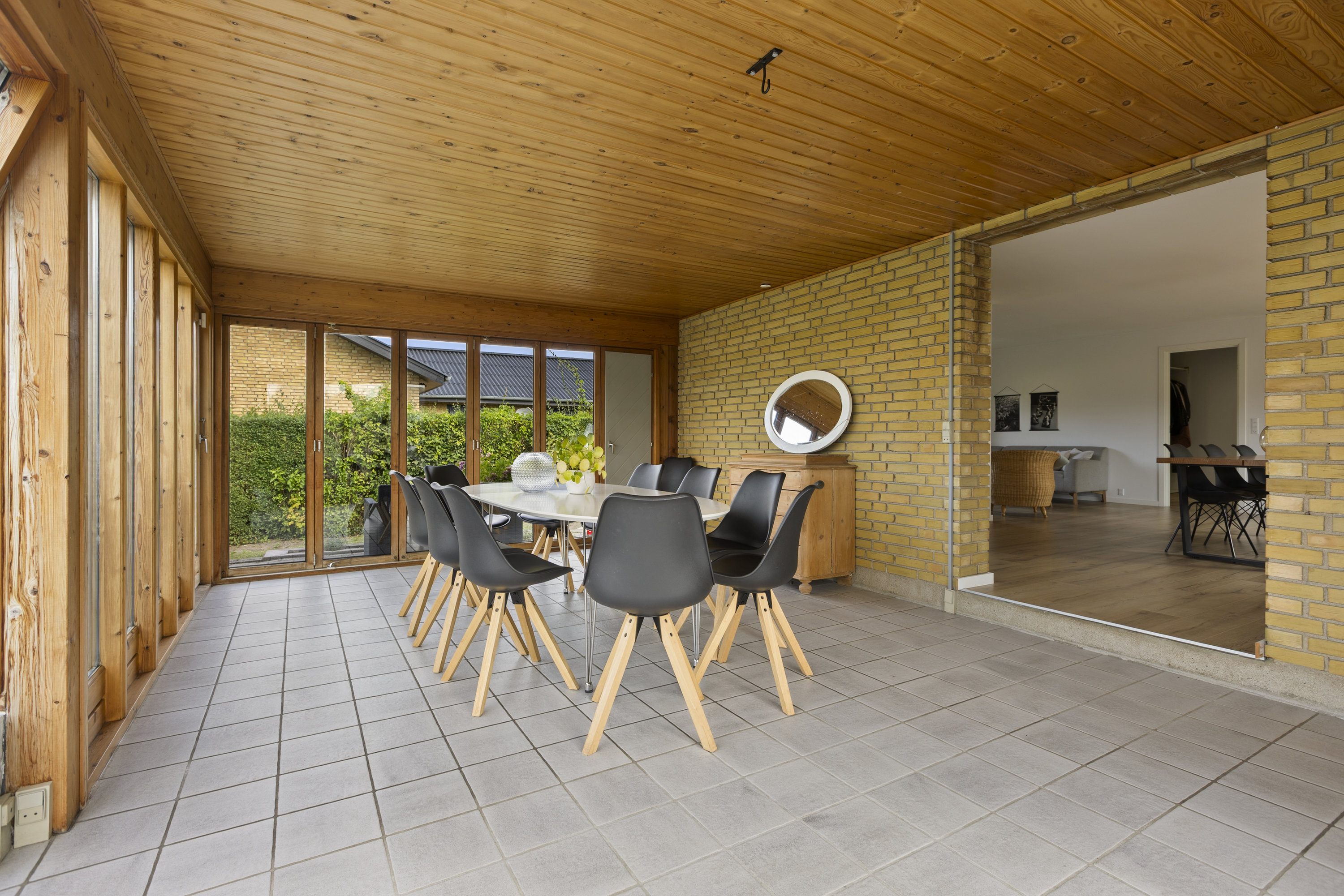 Fremhævet udestue billede i fuldskærmstilstand. Billede af Elmevej 24, 4171 Glumsø