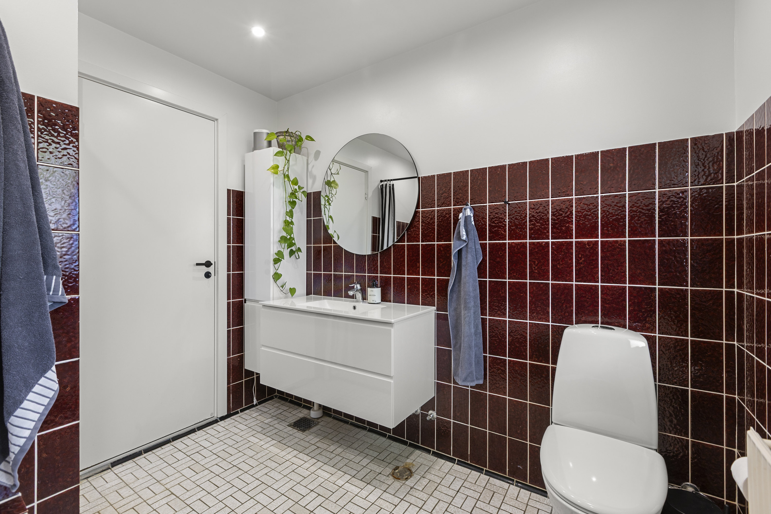 Fremhævet badeværelse billede i fuldskærmstilstand. Billede af Elmevej 24, 4171 Glumsø