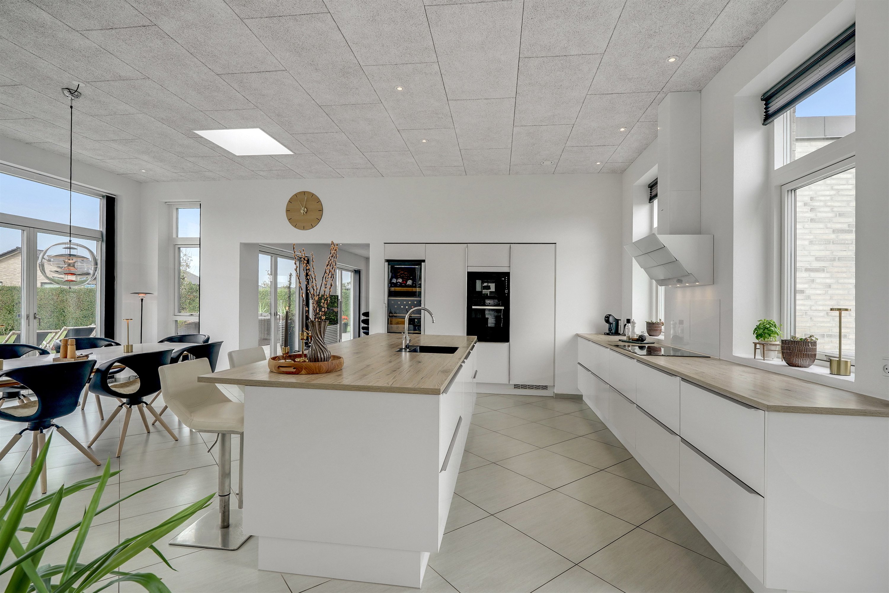 Fremhævet køkken billede i fuldskærmstilstand. Billede af Tusindbenet 7, 7190 Billund