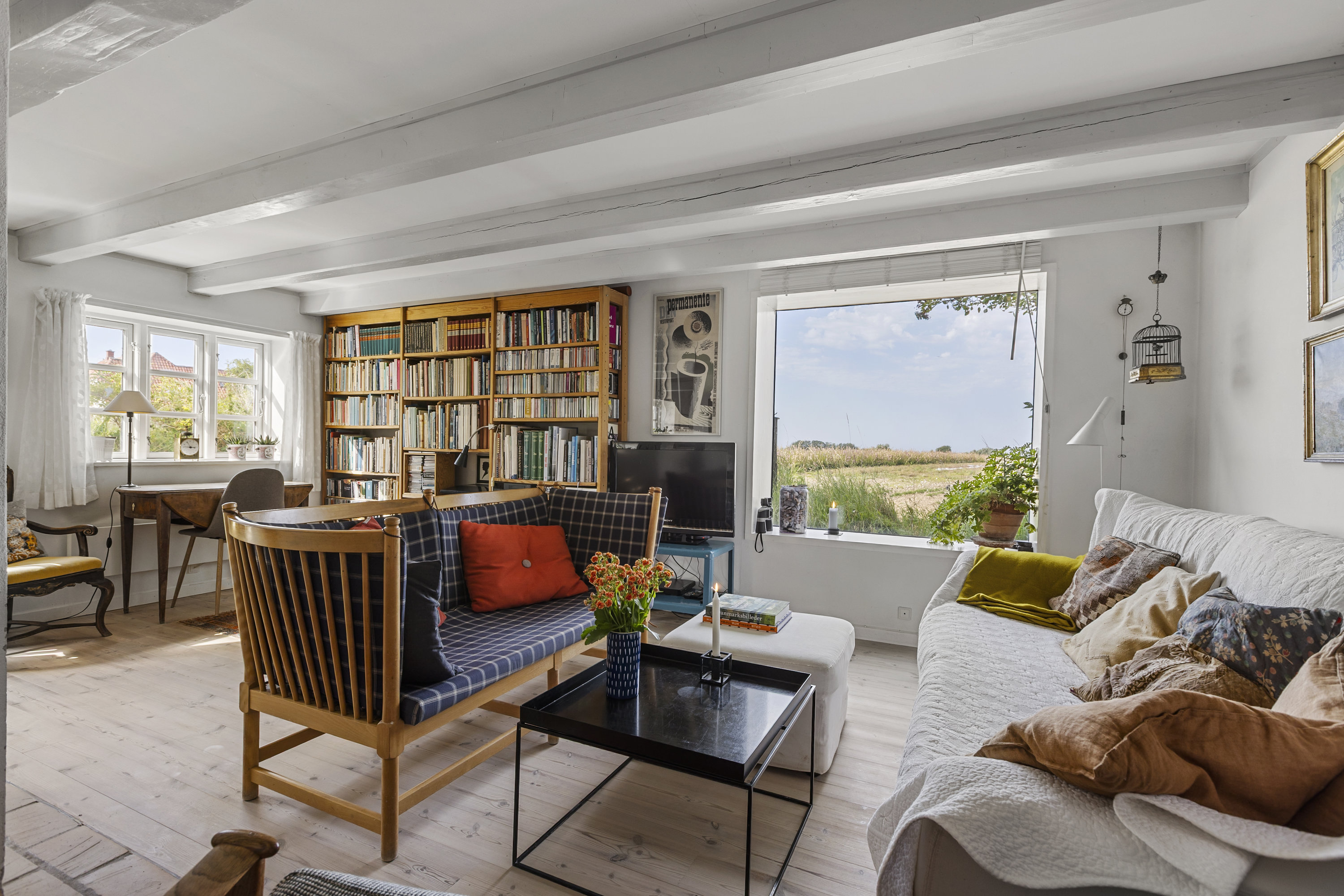 Miniaturebillede 2: stue. Billede af Egholmvej 19, 4244 Agersø