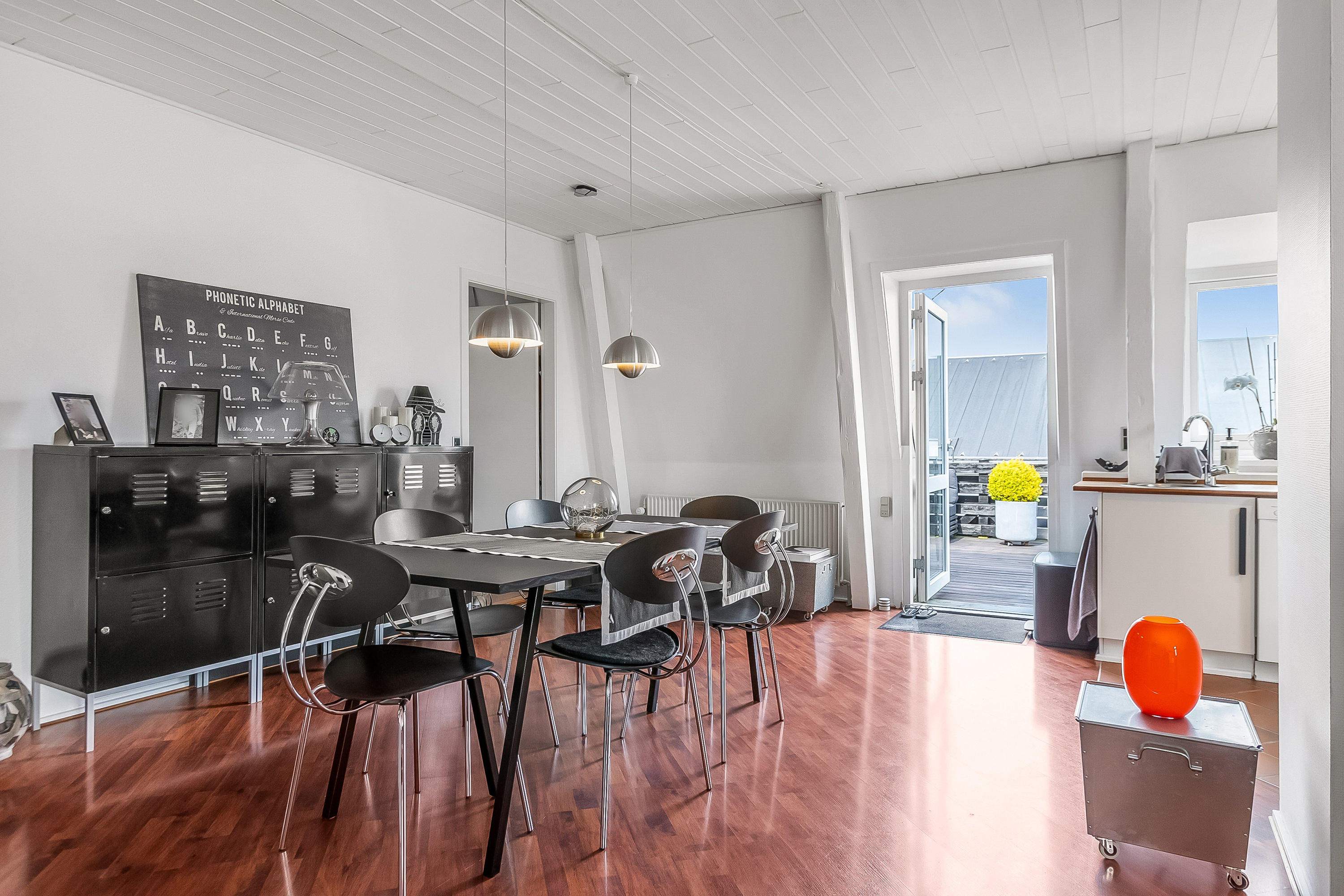 Fremhævet alrum billede i fuldskærmstilstand. Billede af Dalbygade 44, 1. th., 6000 Kolding