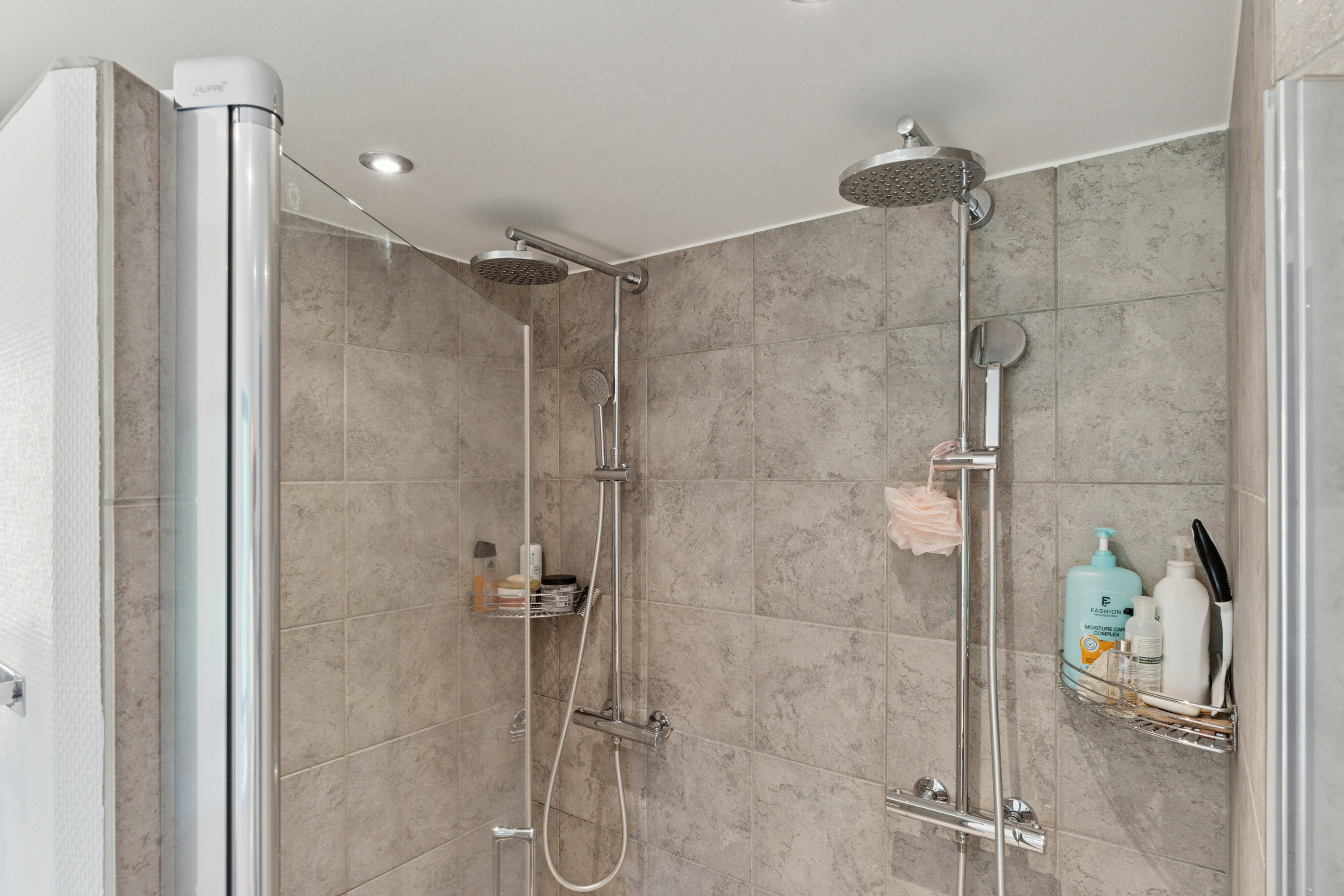 Fremhævet badeværelse billede i fuldskærmstilstand. Billede af Spjarupvej 6, 6040 Egtved