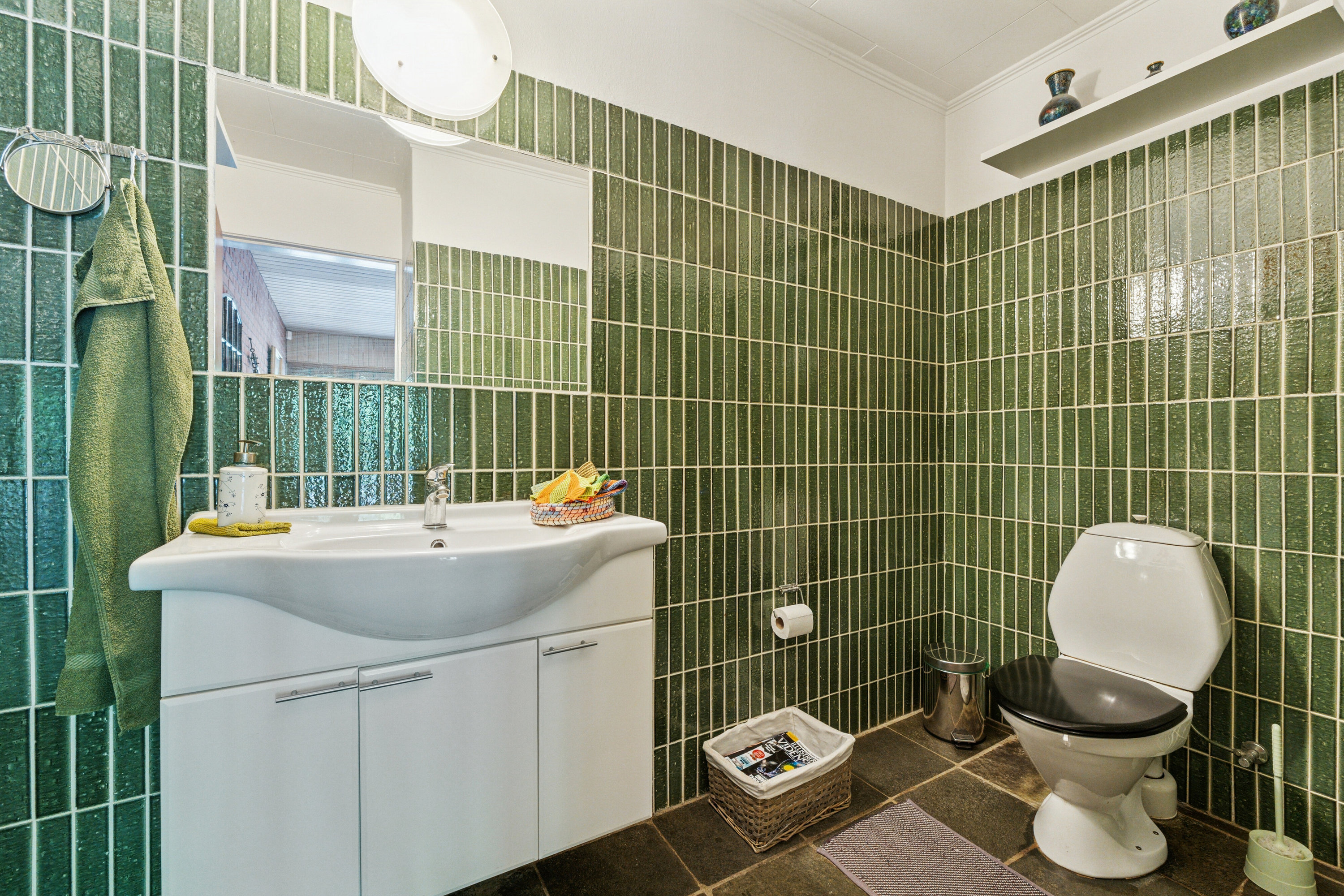 Fremhævet badeværelse billede i fuldskærmstilstand. Billede af Spjarupvej 6, 6040 Egtved