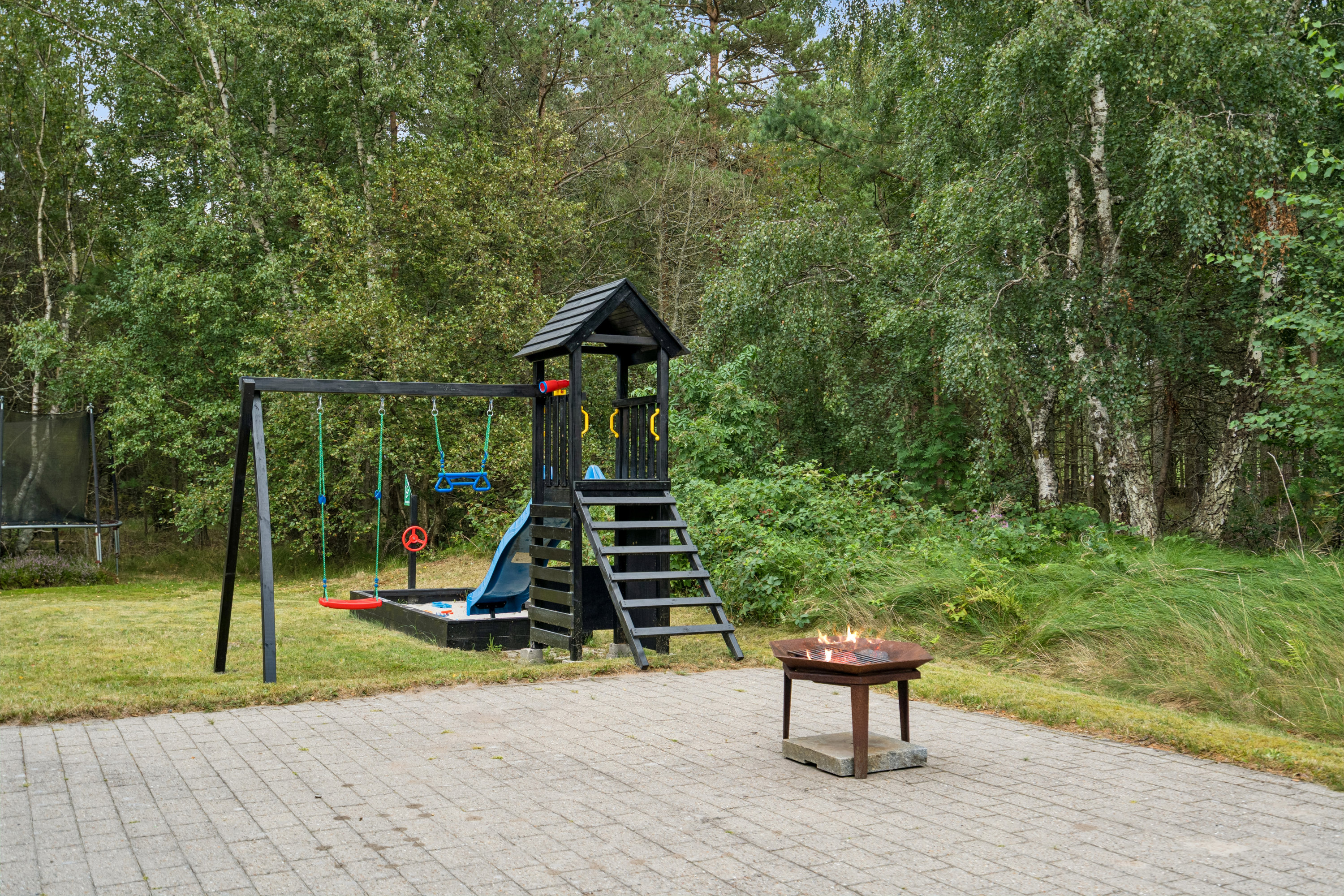 Fremhævet have billede i fuldskærmstilstand. Billede af Gulspurvevej 8, Østerby, 9940 Læsø