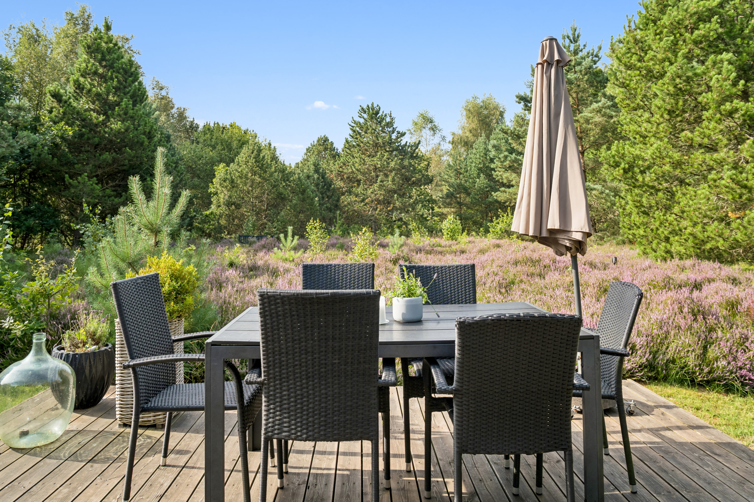 Fremhævet terrasse billede i fuldskærmstilstand. Billede af Hyacintvej 1, Vesterø, 9940 Læsø