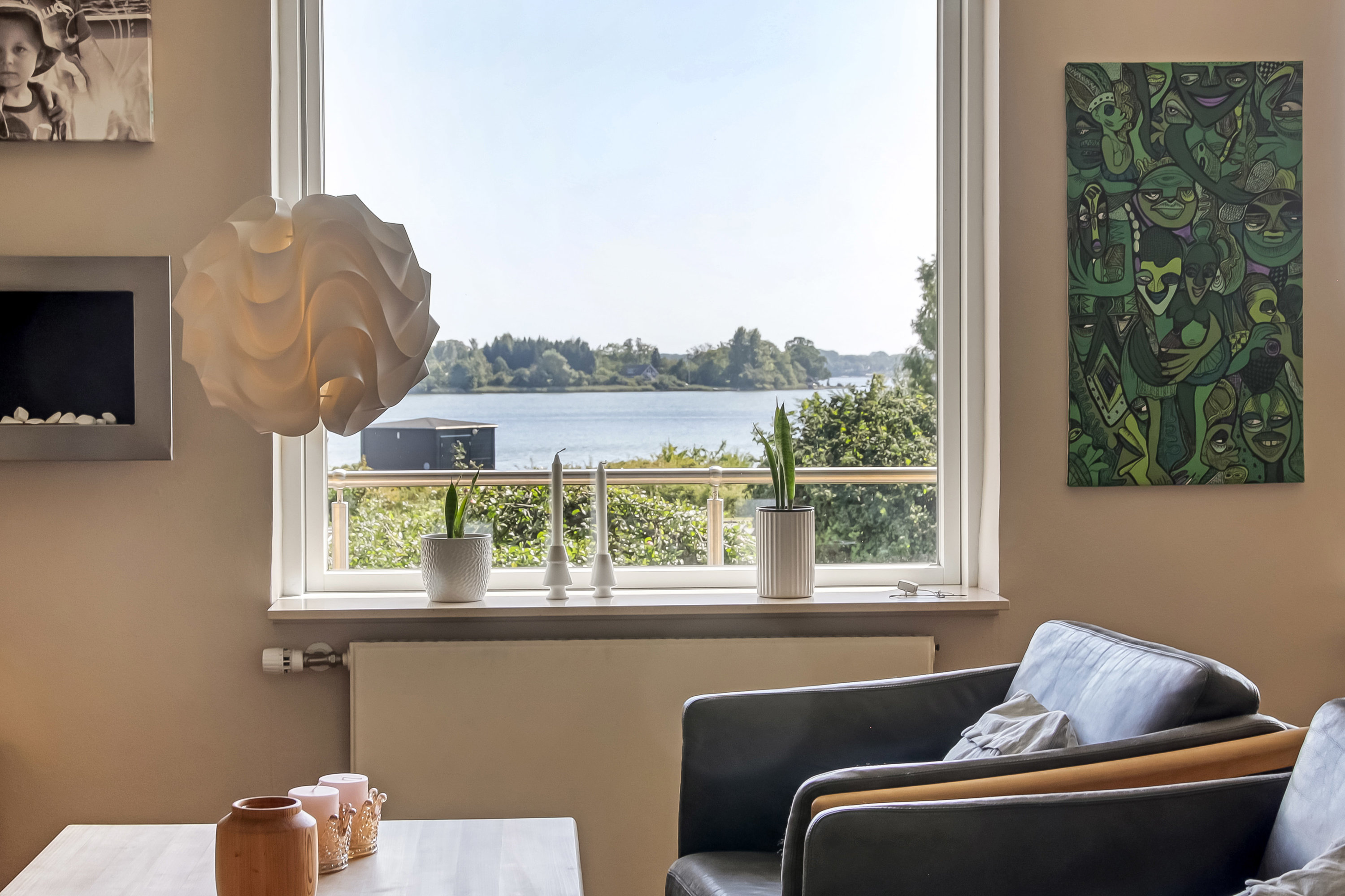 Fremhævet stue billede i fuldskærmstilstand. Billede af Hestehavevej 5, 5700 Svendborg