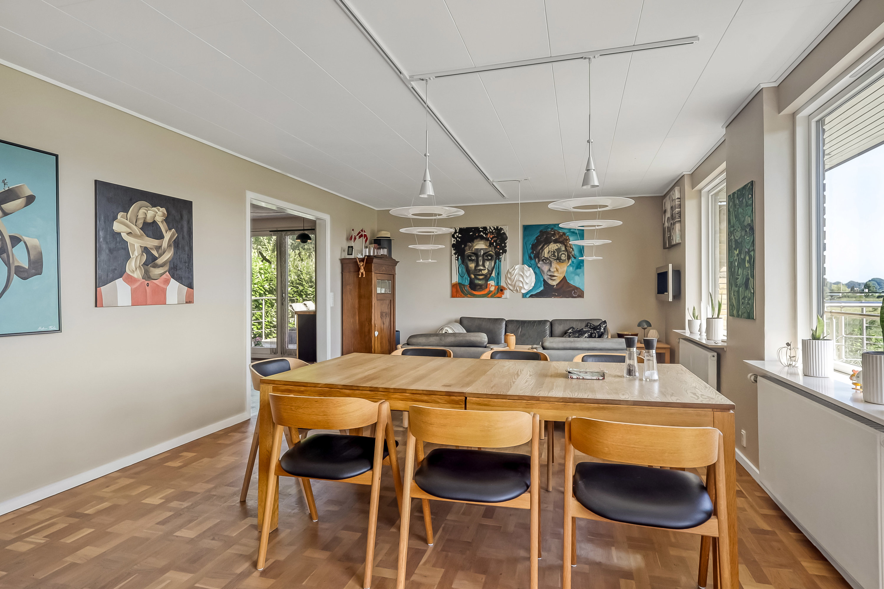 Fremhævet stue billede i fuldskærmstilstand. Billede af Hestehavevej 5, 5700 Svendborg