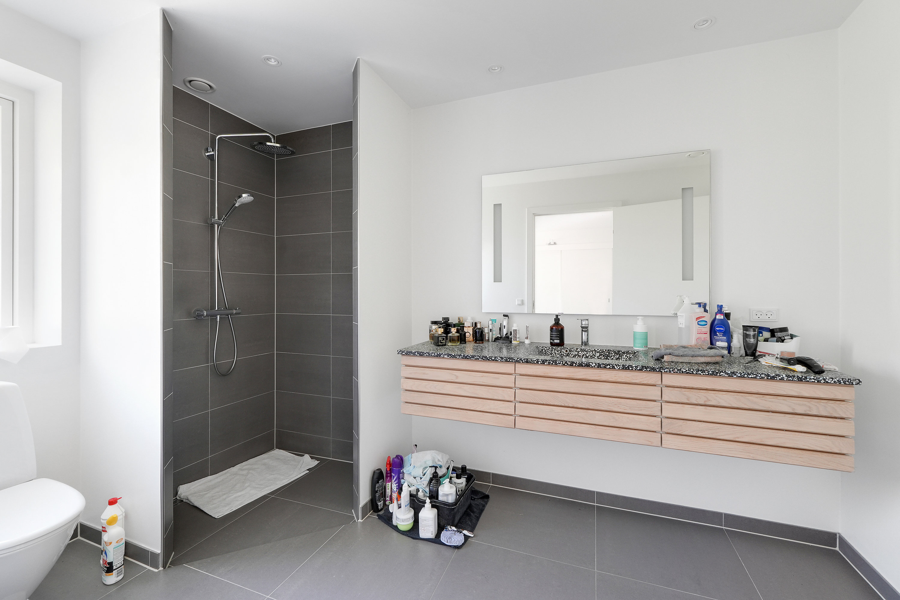 Fremhævet andet billede i fuldskærmstilstand. Billede af Solbrinken 50, 2750 Ballerup