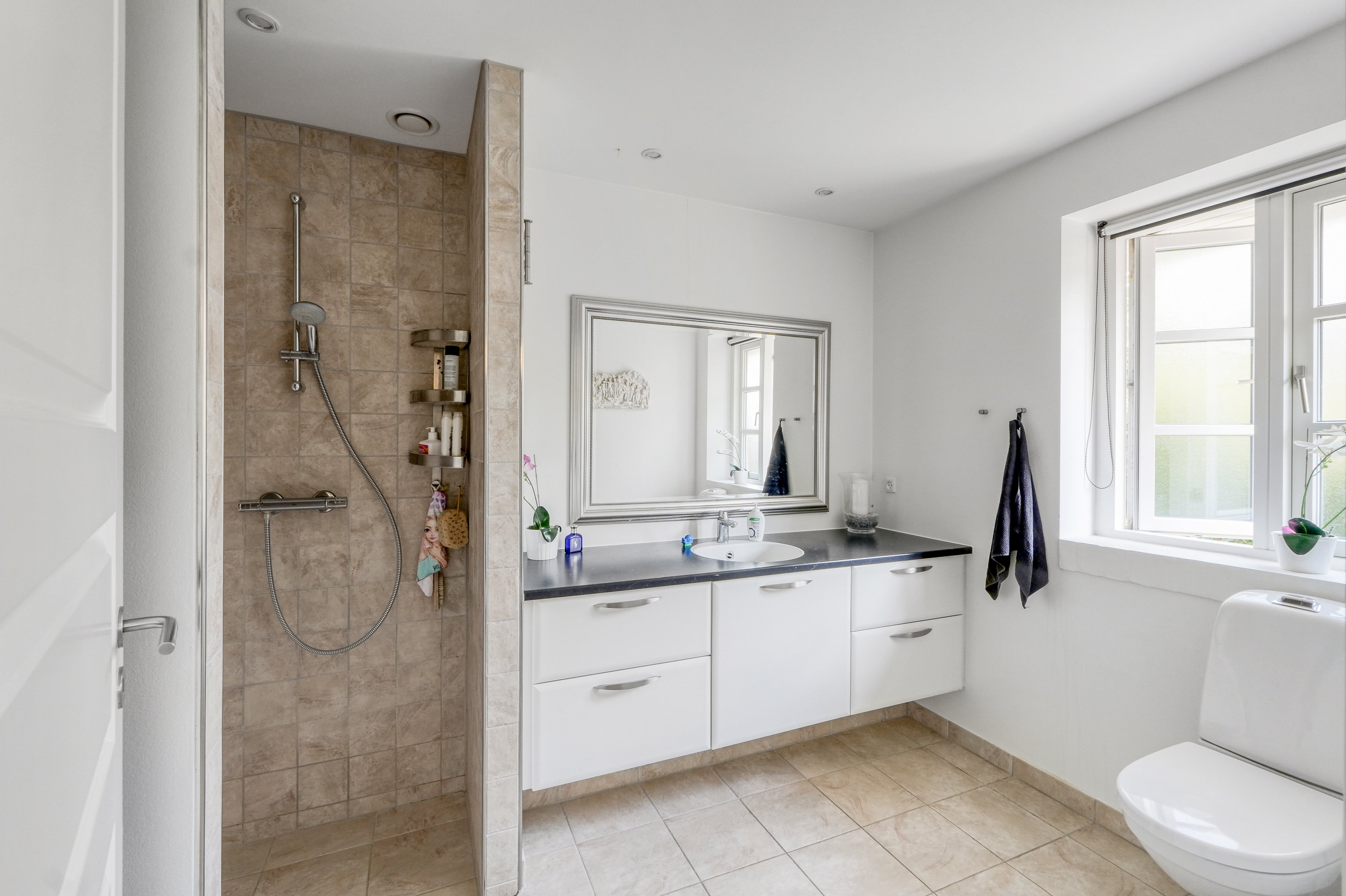 Fremhævet andet billede i fuldskærmstilstand. Billede af Pederstrupvej 61B, 2750 Ballerup