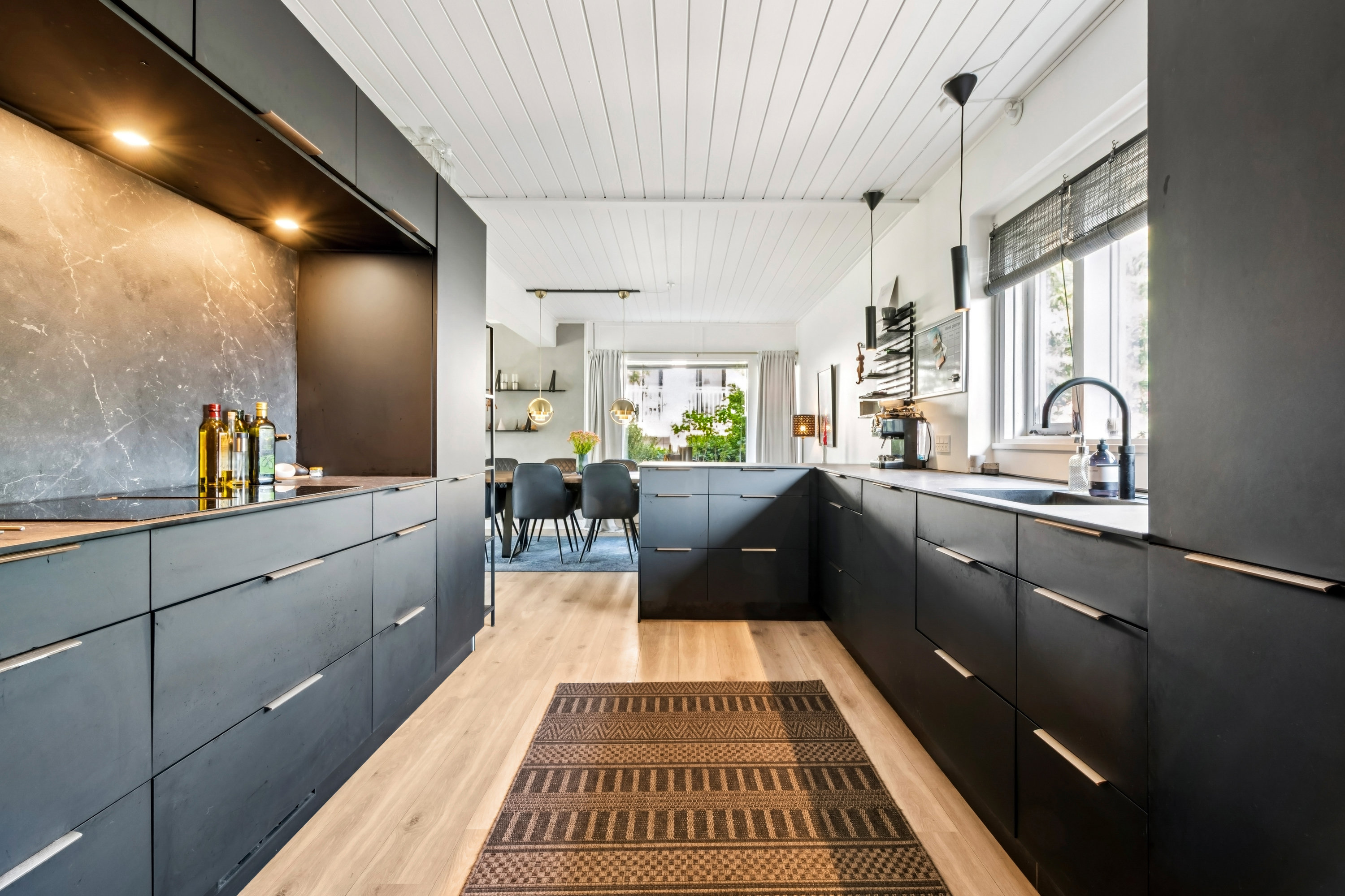 Fremhævet køkken billede i fuldskærmstilstand. Billede af Buddinge Hovedgade 105, 2860 Søborg