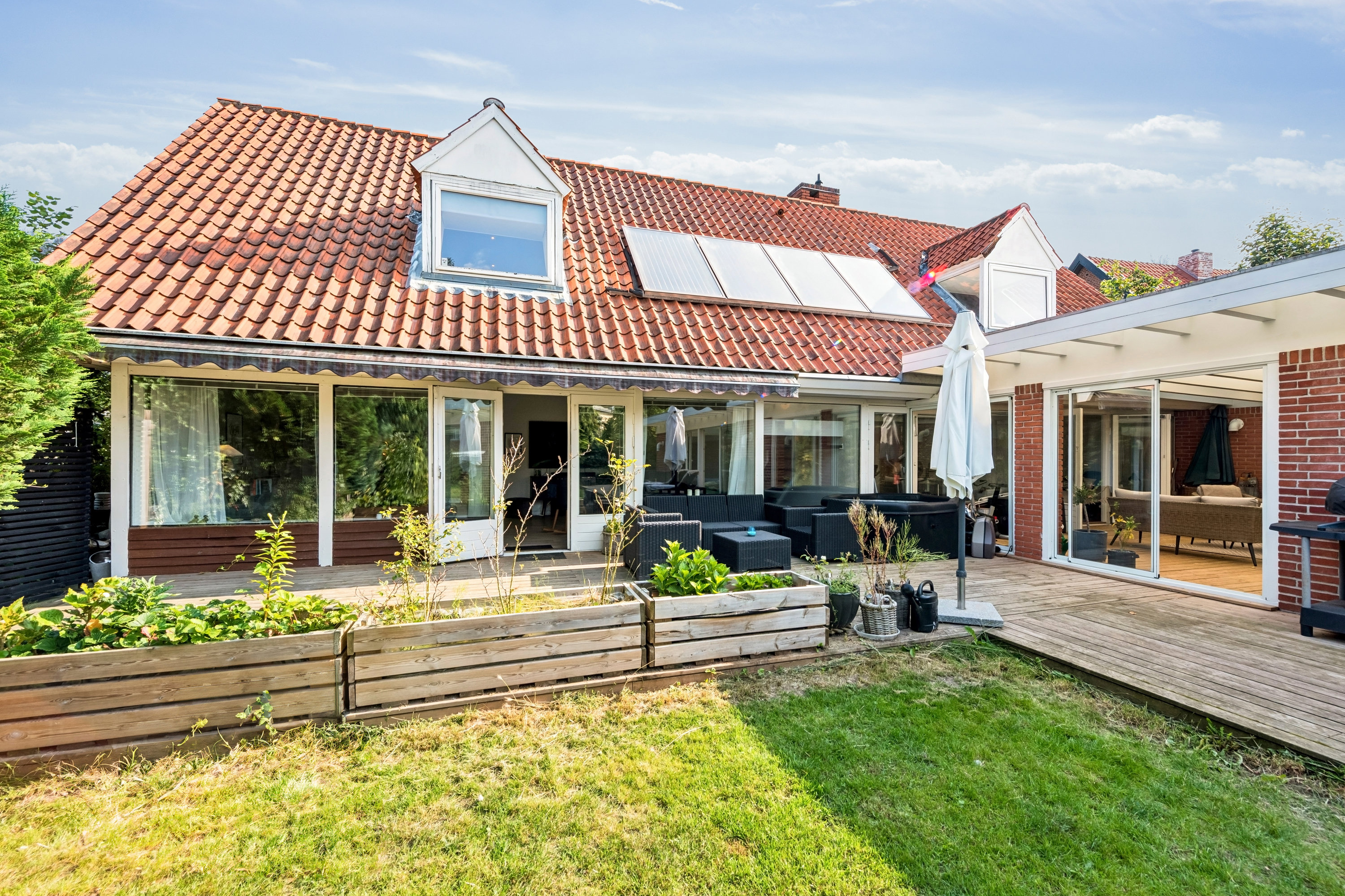 Miniaturebillede 1: ejendom 1. Billede af Buddinge Hovedgade 105, 2860 Søborg