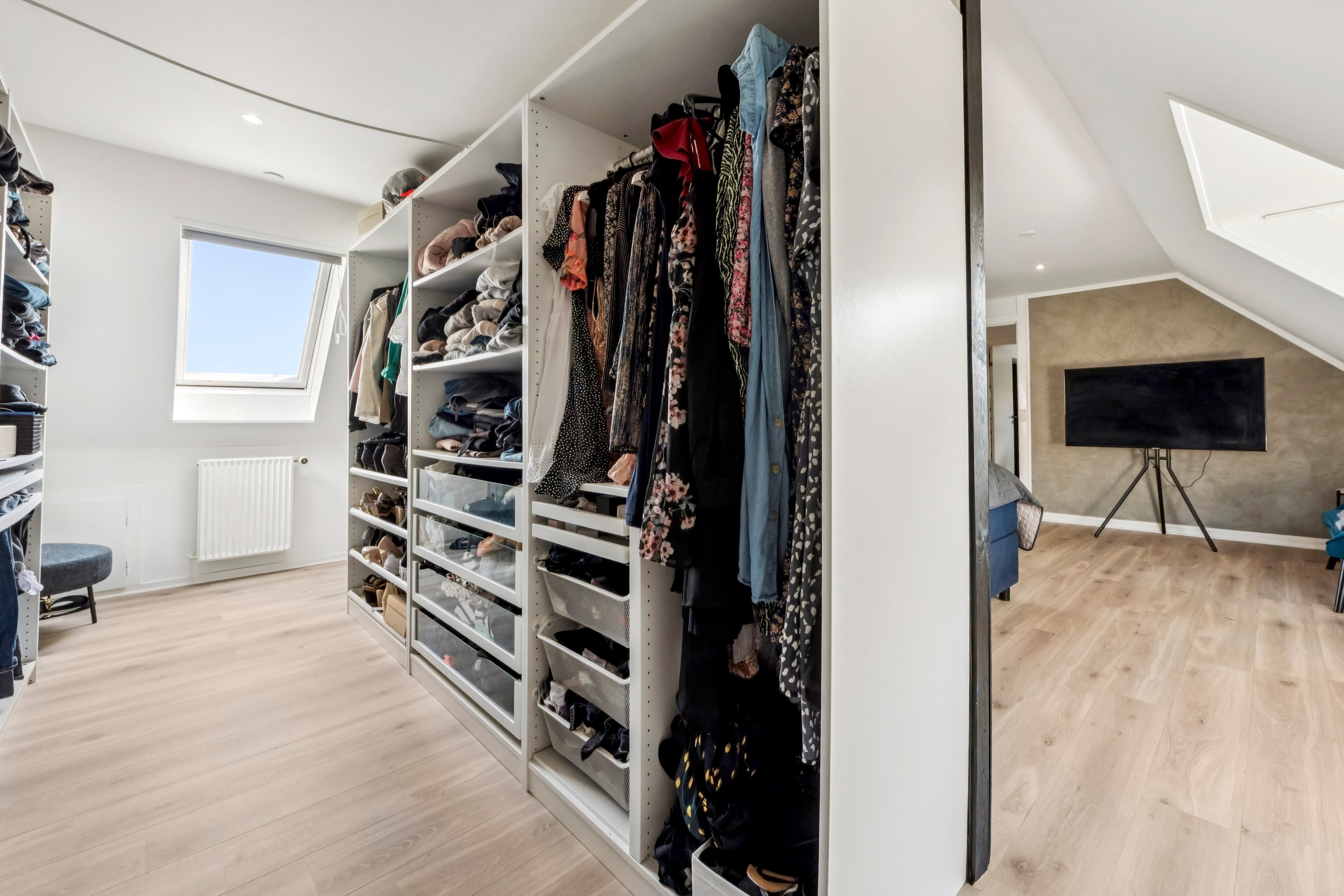 Fremhævet værelse billede i fuldskærmstilstand. Billede af Buddinge Hovedgade 105, 2860 Søborg