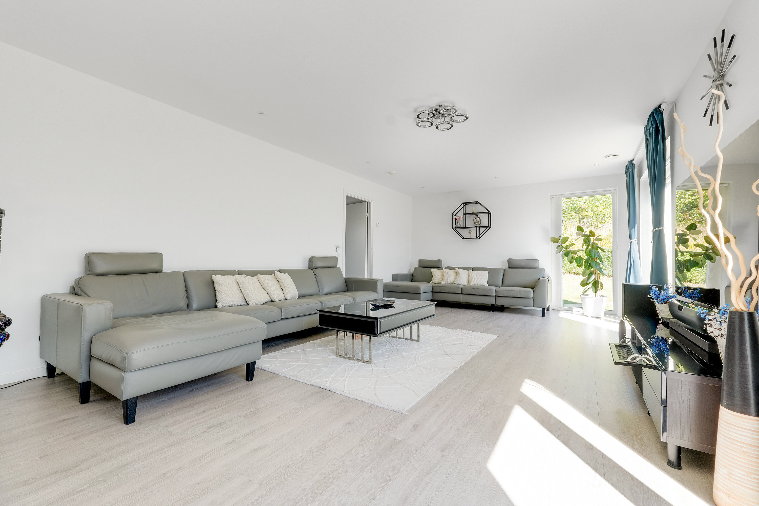 Fremhævet andet billede i fuldskærmstilstand. Billede af Atlasvænge 45, 2750 Ballerup