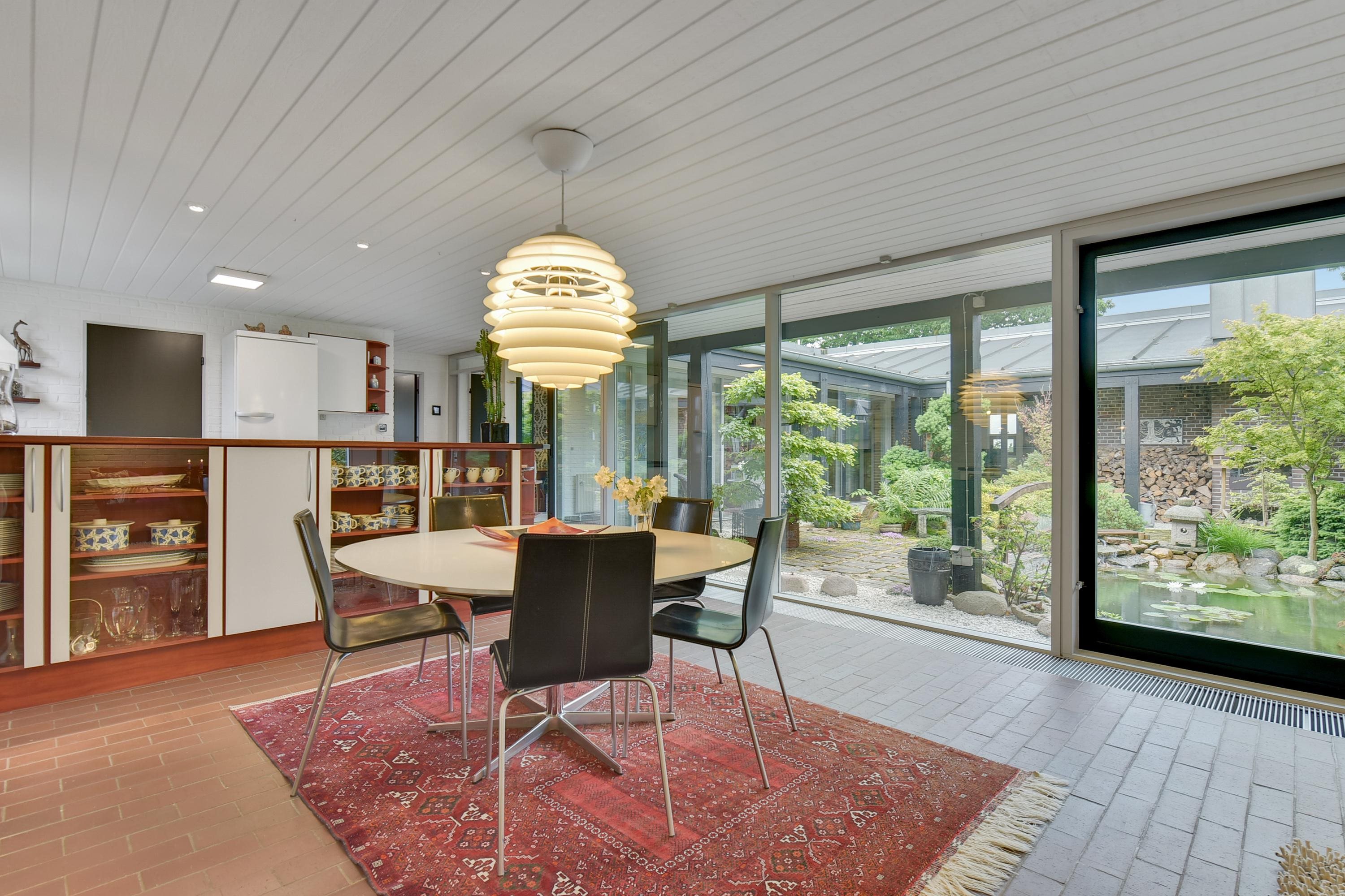 Fremhævet stue billede i fuldskærmstilstand. Billede af Mølleparken 15, 7184 Vandel