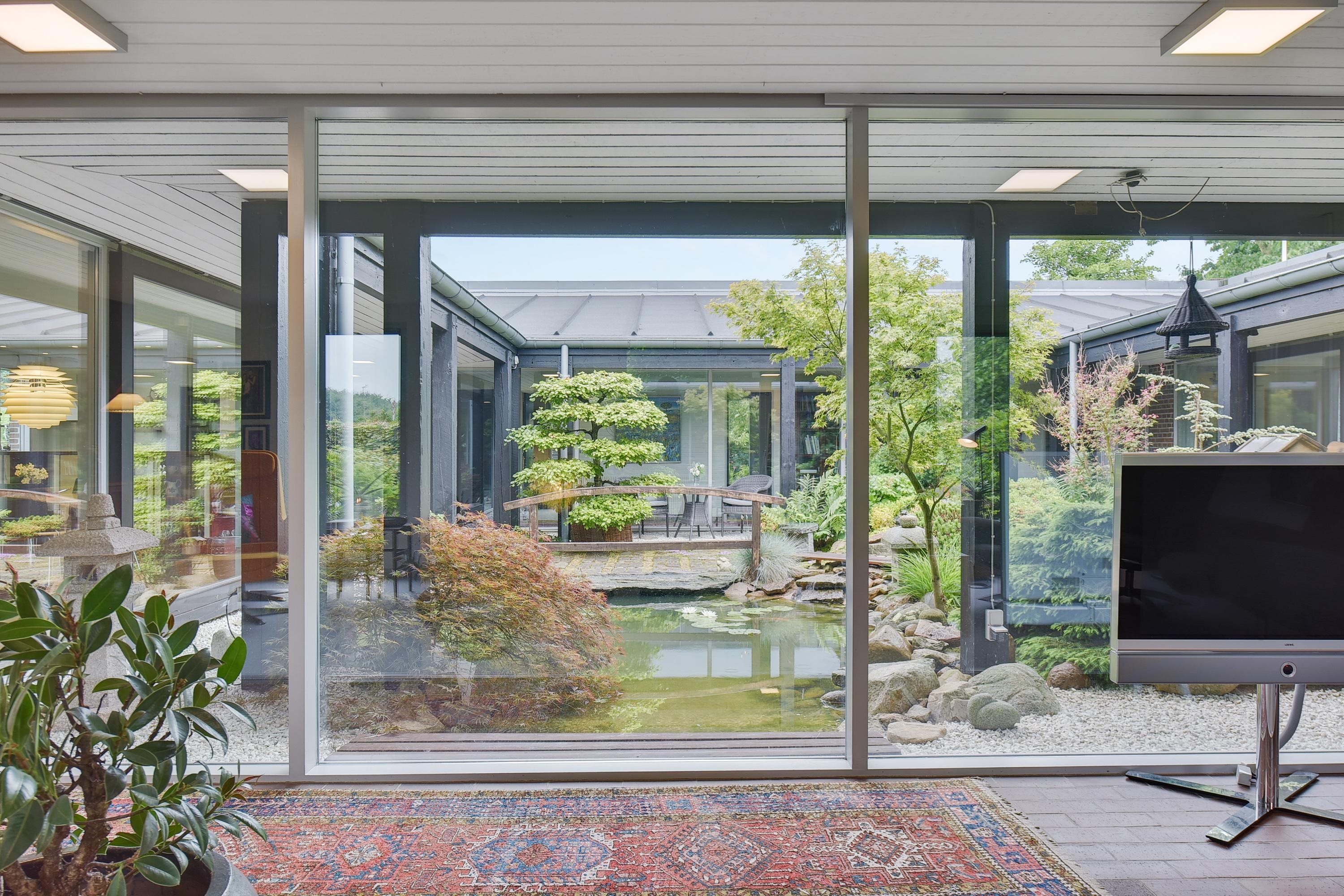 Fremhævet stue billede i fuldskærmstilstand. Billede af Mølleparken 15, 7184 Vandel