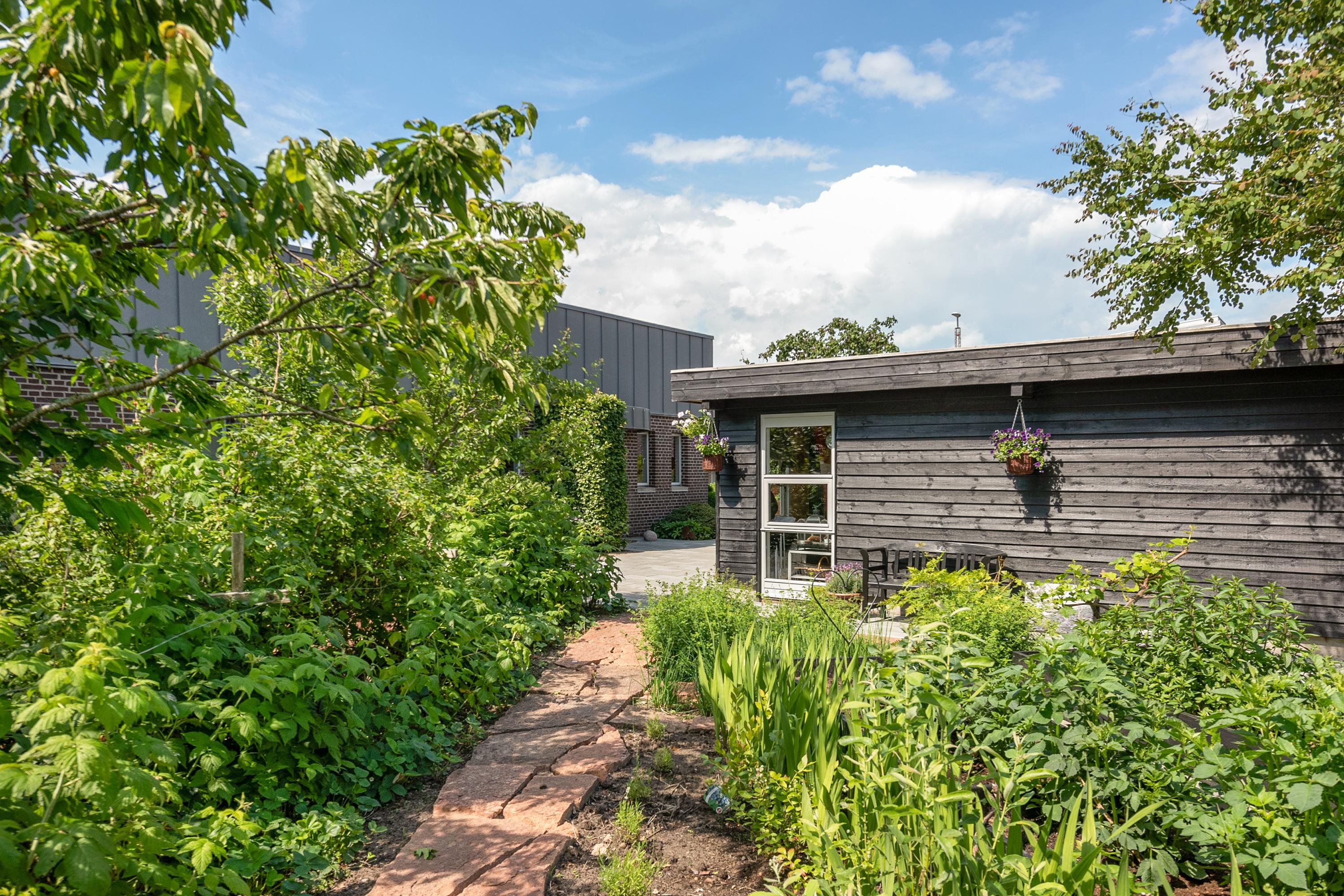 Fremhævet ejendommen billede i fuldskærmstilstand. Billede af Mølleparken 15, 7184 Vandel