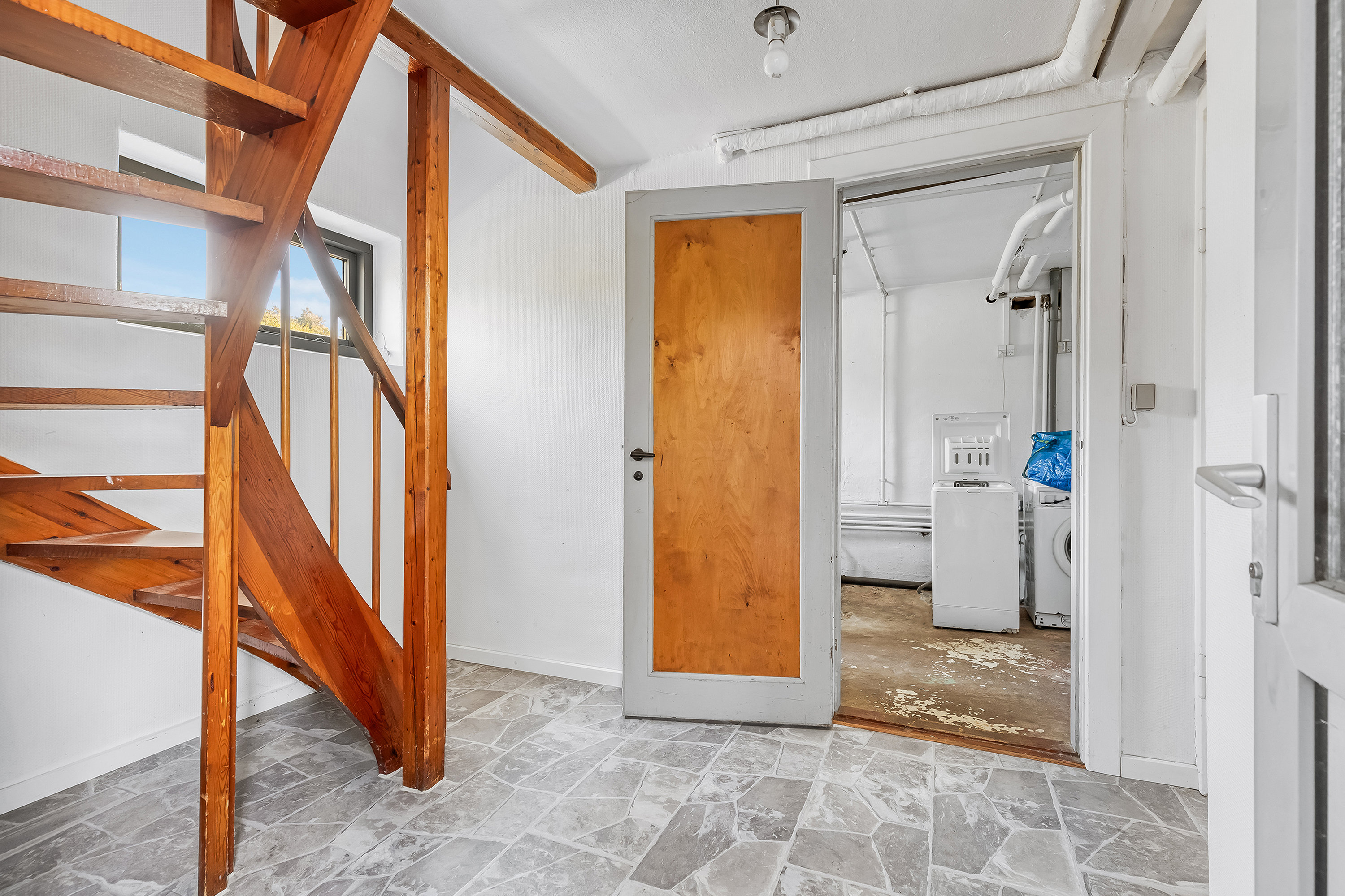 Fremhævet kælder billede i fuldskærmstilstand. Billede af Rylevej 5, 3390 Hundested