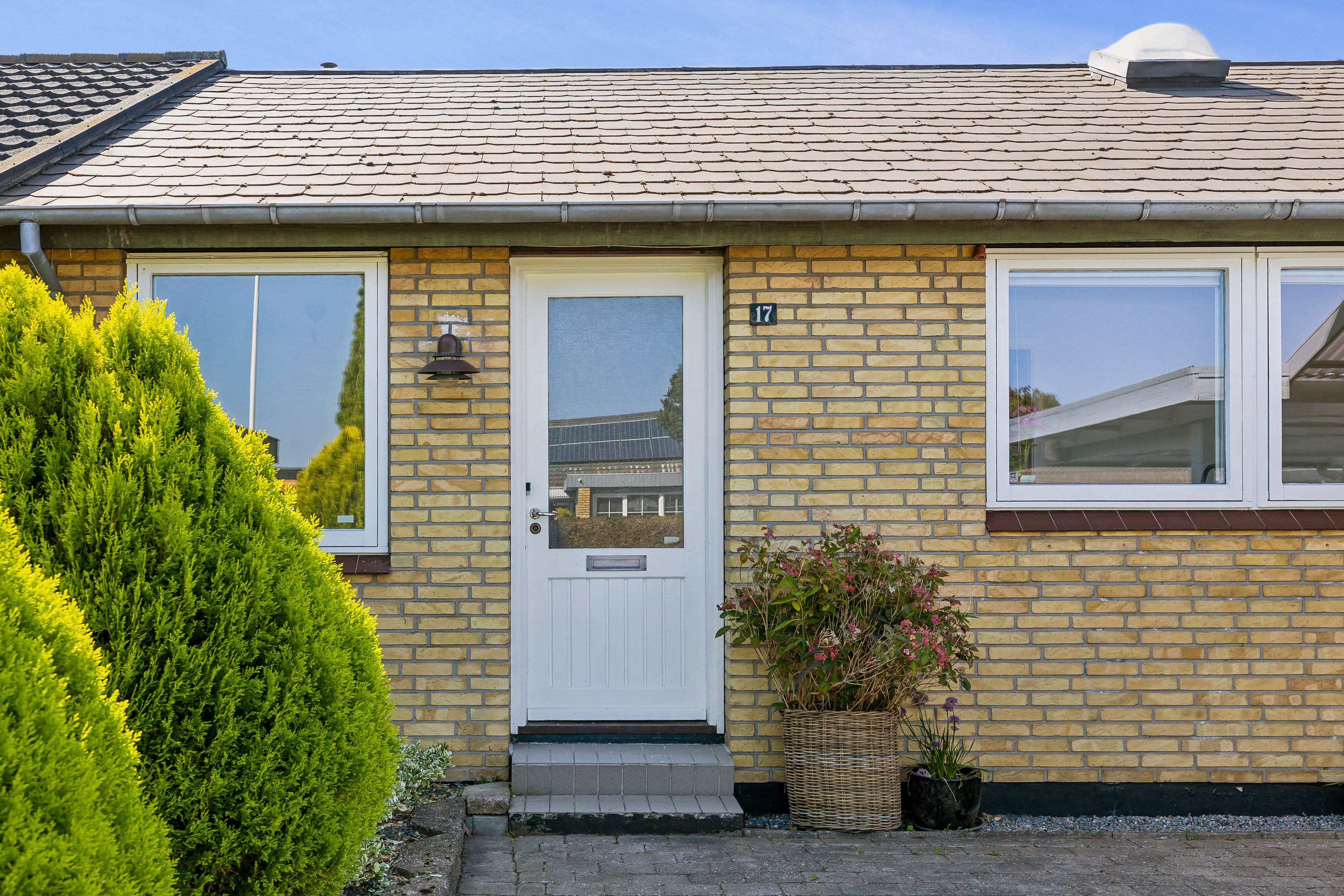 Fremhævet ejendom 1 billede i fuldskærmstilstand. Billede af Grønnevangen 17, Snestrup, 5210 Odense NV