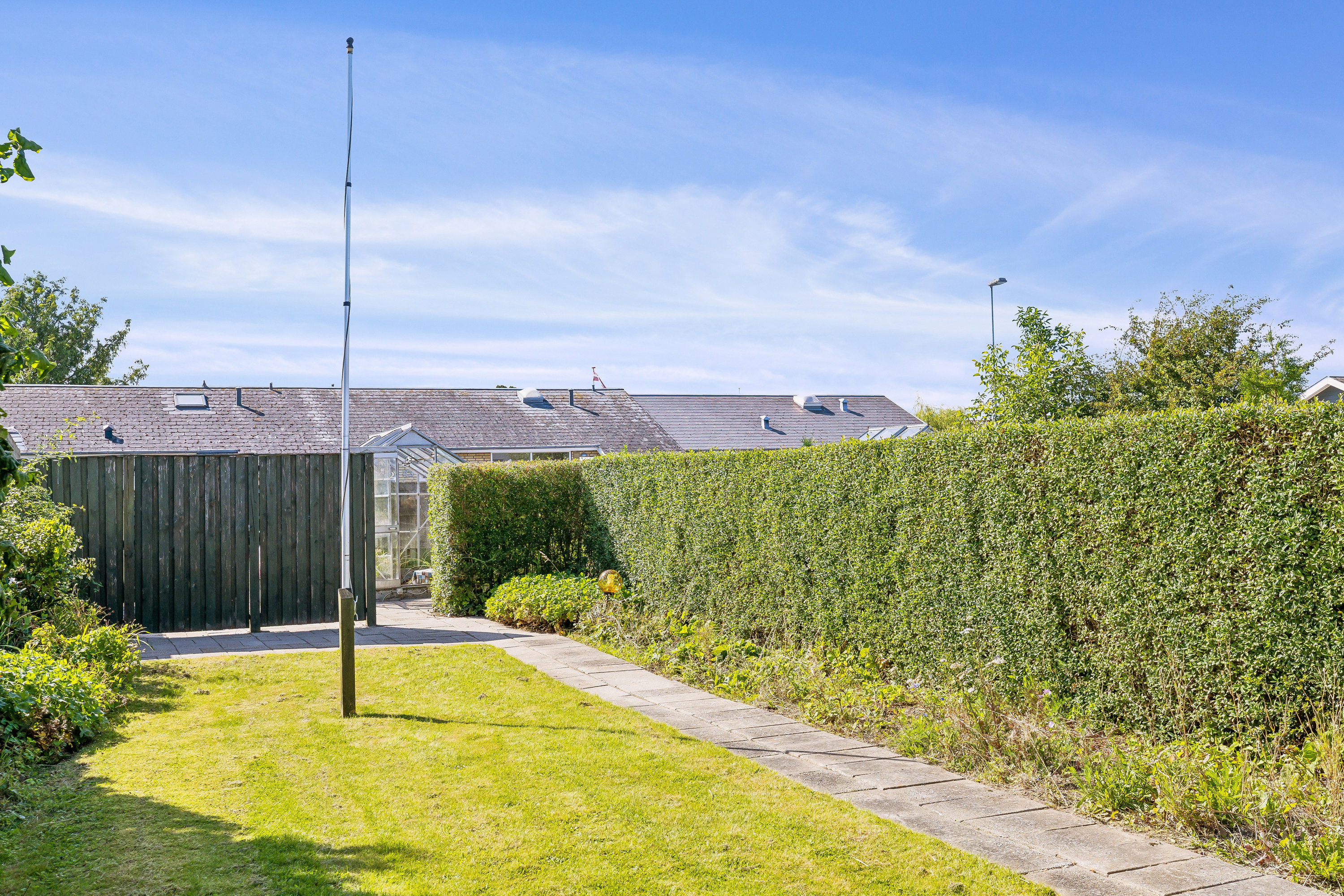 Fremhævet have billede i fuldskærmstilstand. Billede af Grønnevangen 17, Snestrup, 5210 Odense NV