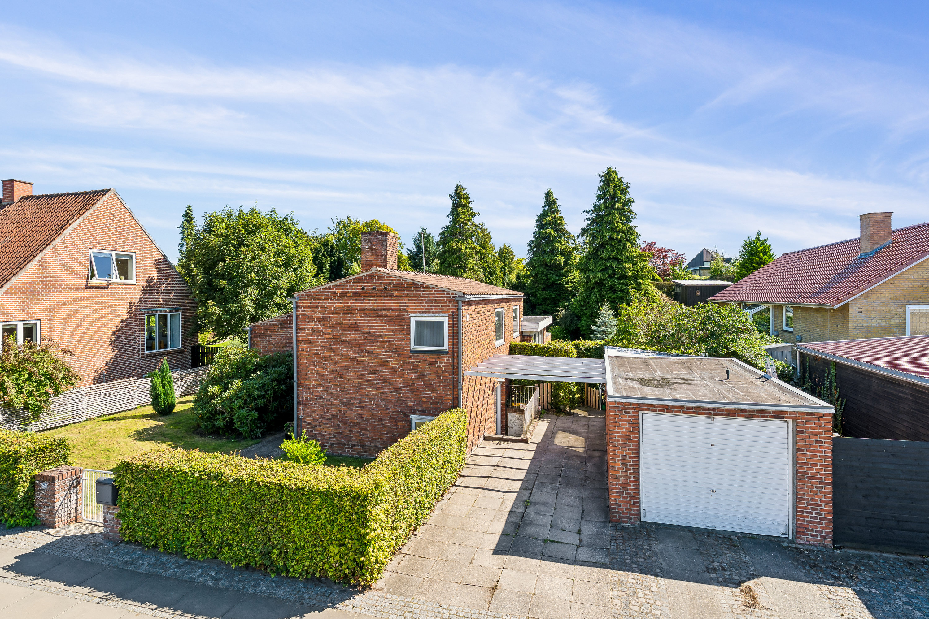 Fremhævet ejendommen fra vejen billede i fuldskærmstilstand. Billede af Sundvej 64, Østlige bydel, 8700 Horsens