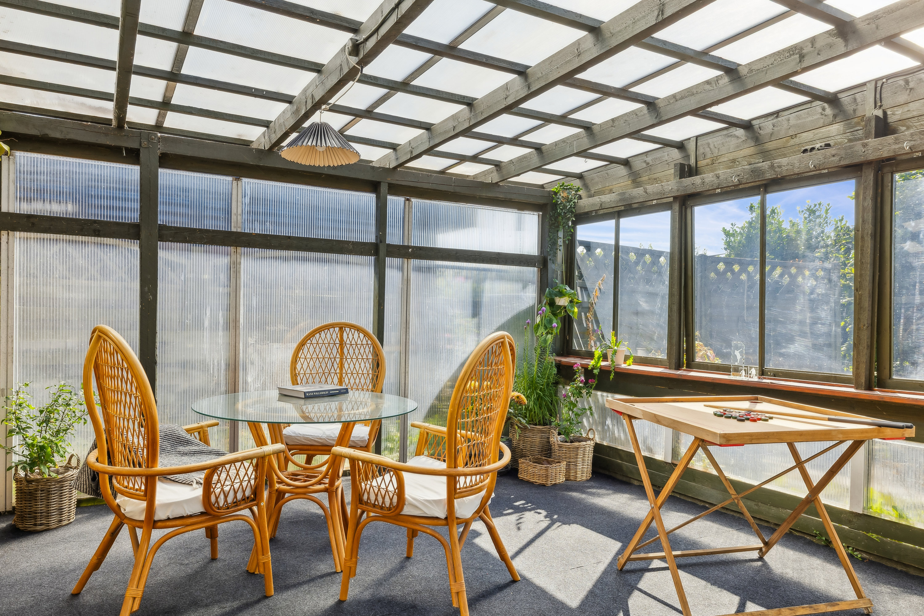 Fremhævet udestue billede i fuldskærmstilstand. Billede af Grønnevangen 17, Snestrup, 5210 Odense NV