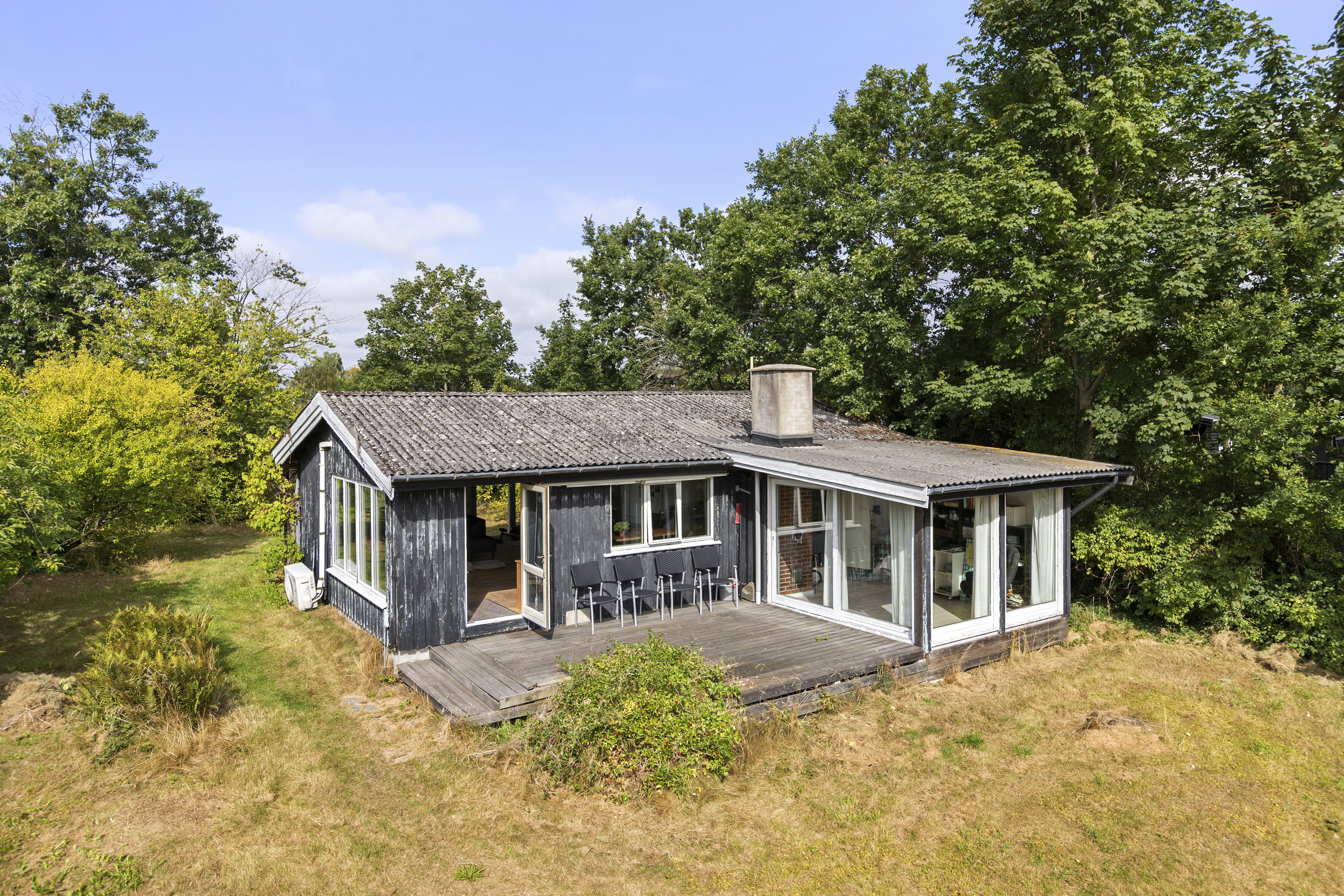 Fremhævet ejendommen billede i fuldskærmstilstand. Billede af Østtoften 10, 4040 Jyllinge