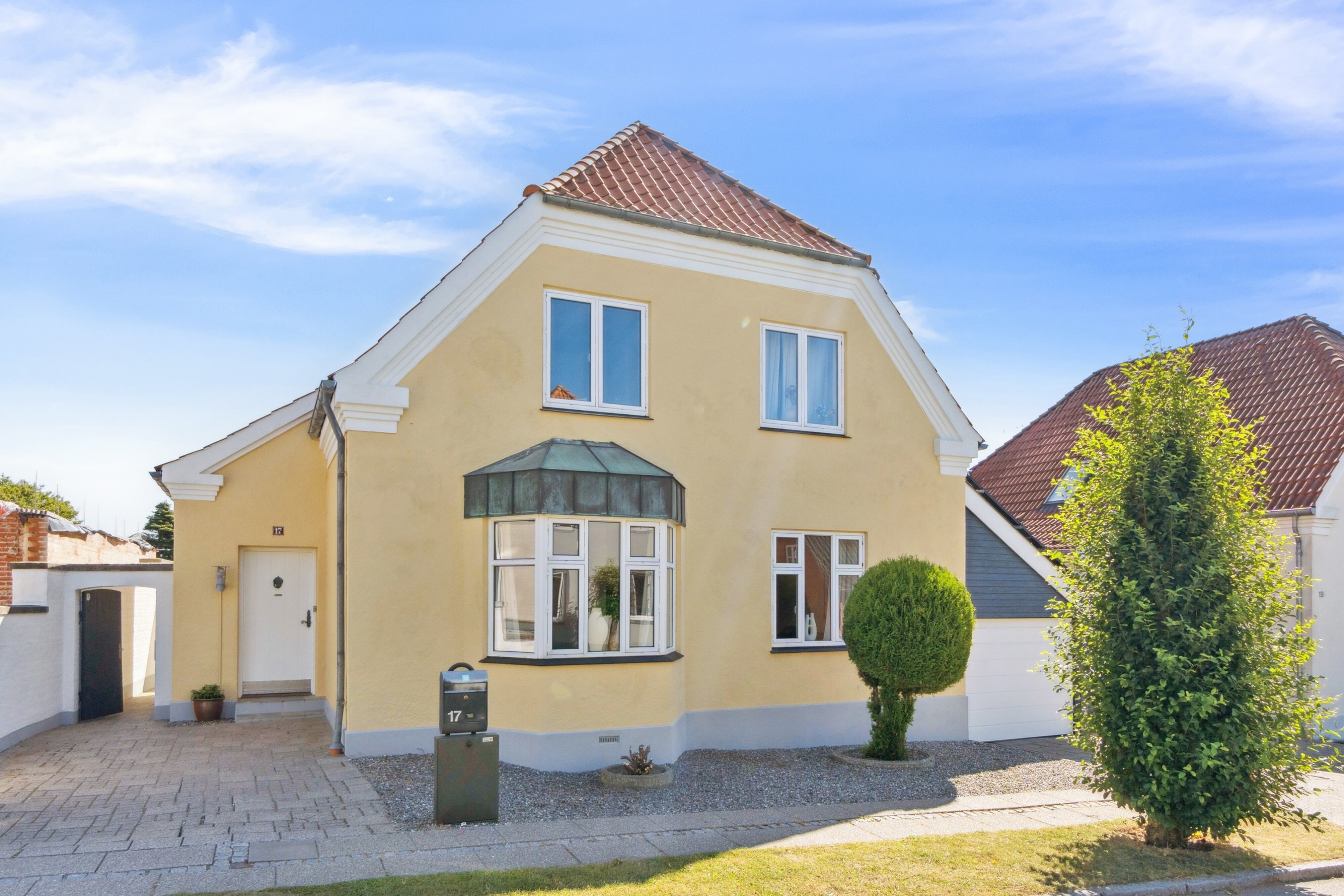 Miniaturebillede 1: set fra vejen. Billede af Margrethevej 17, 7700 Thisted