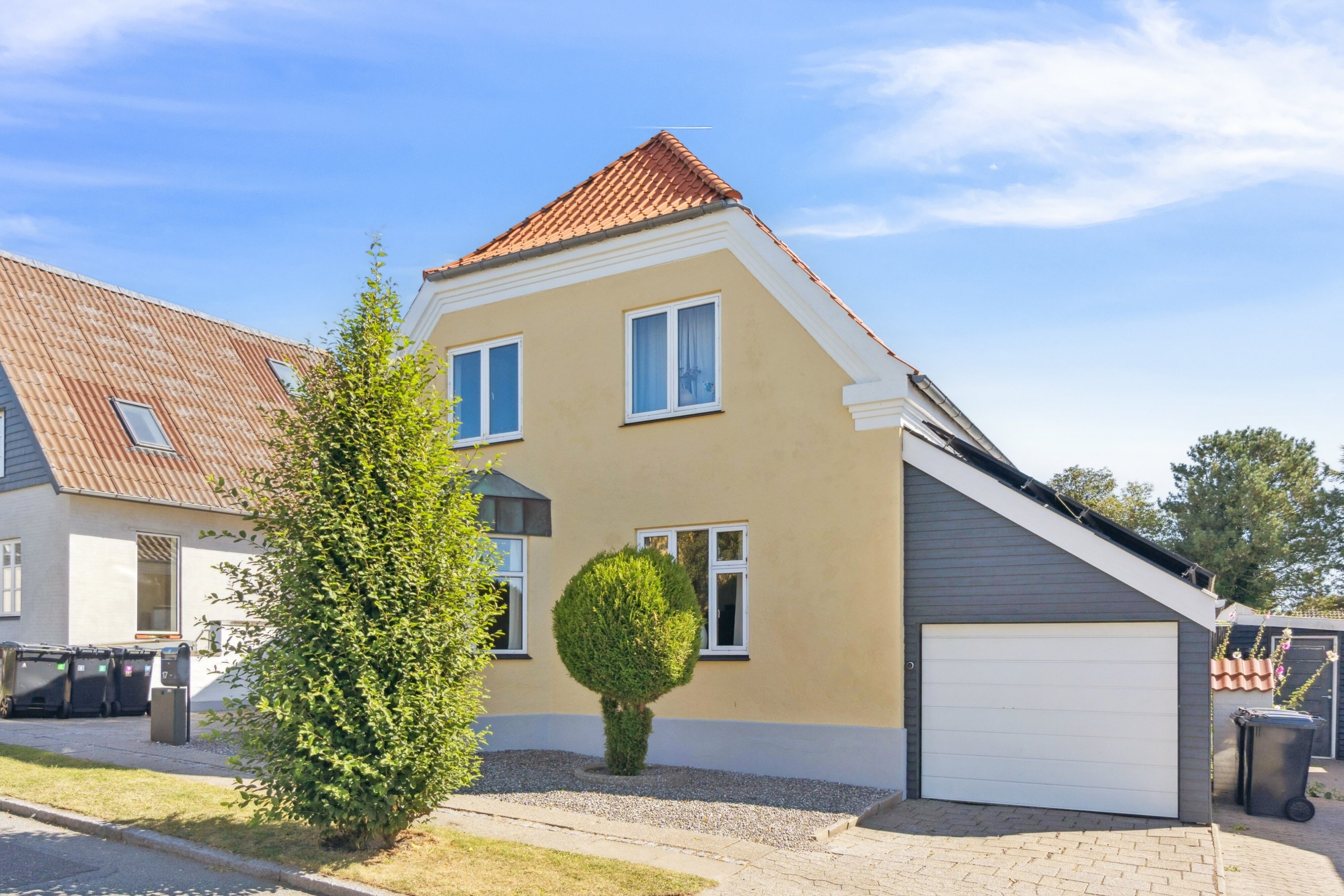 Fremhævet set fra vejen billede i fuldskærmstilstand. Billede af Margrethevej 17, 7700 Thisted