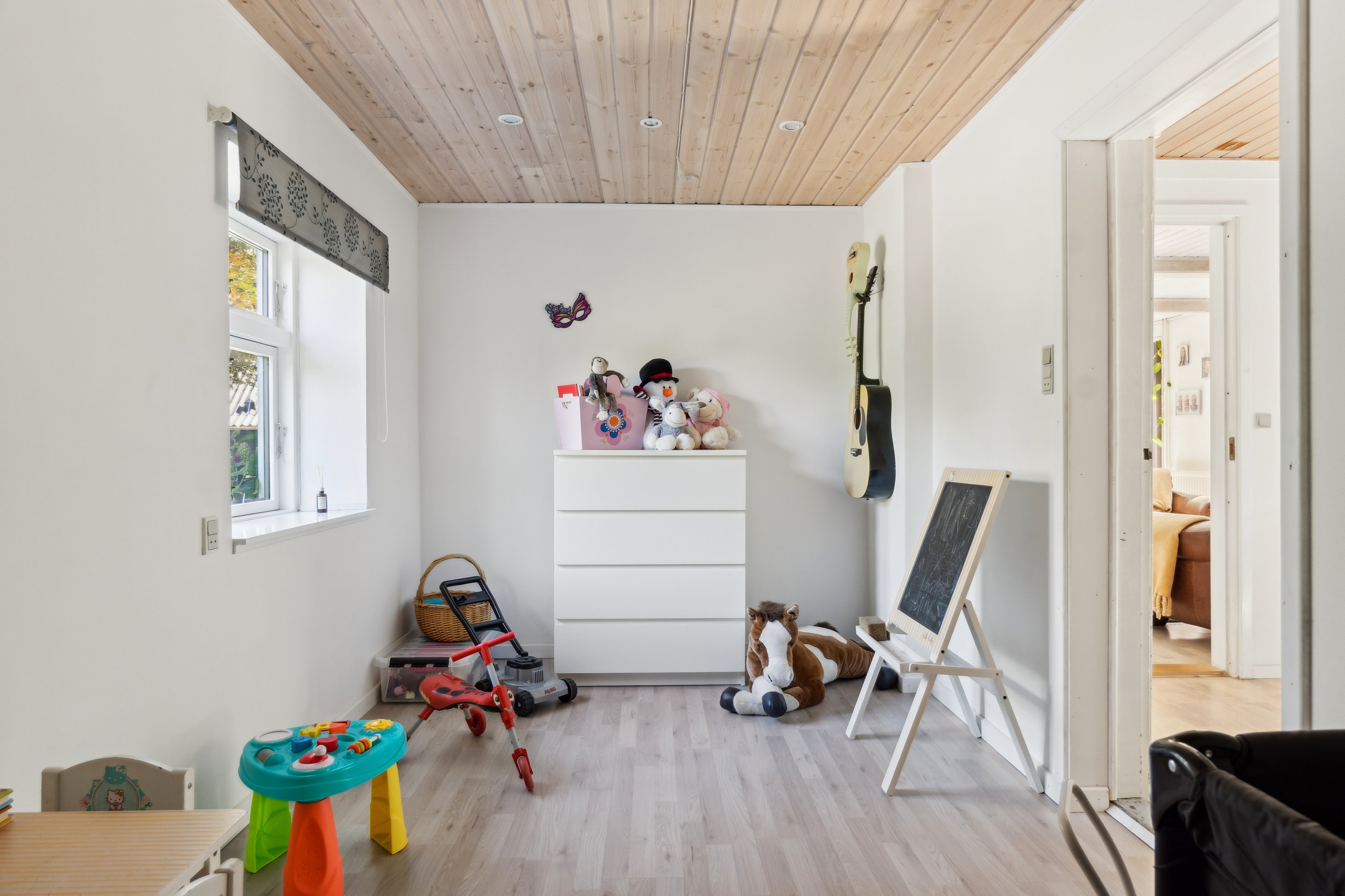 Fremhævet værelse billede i fuldskærmstilstand. Billede af Kragerupgårdsvej 11, Tjørnelunde, 4270 Høng