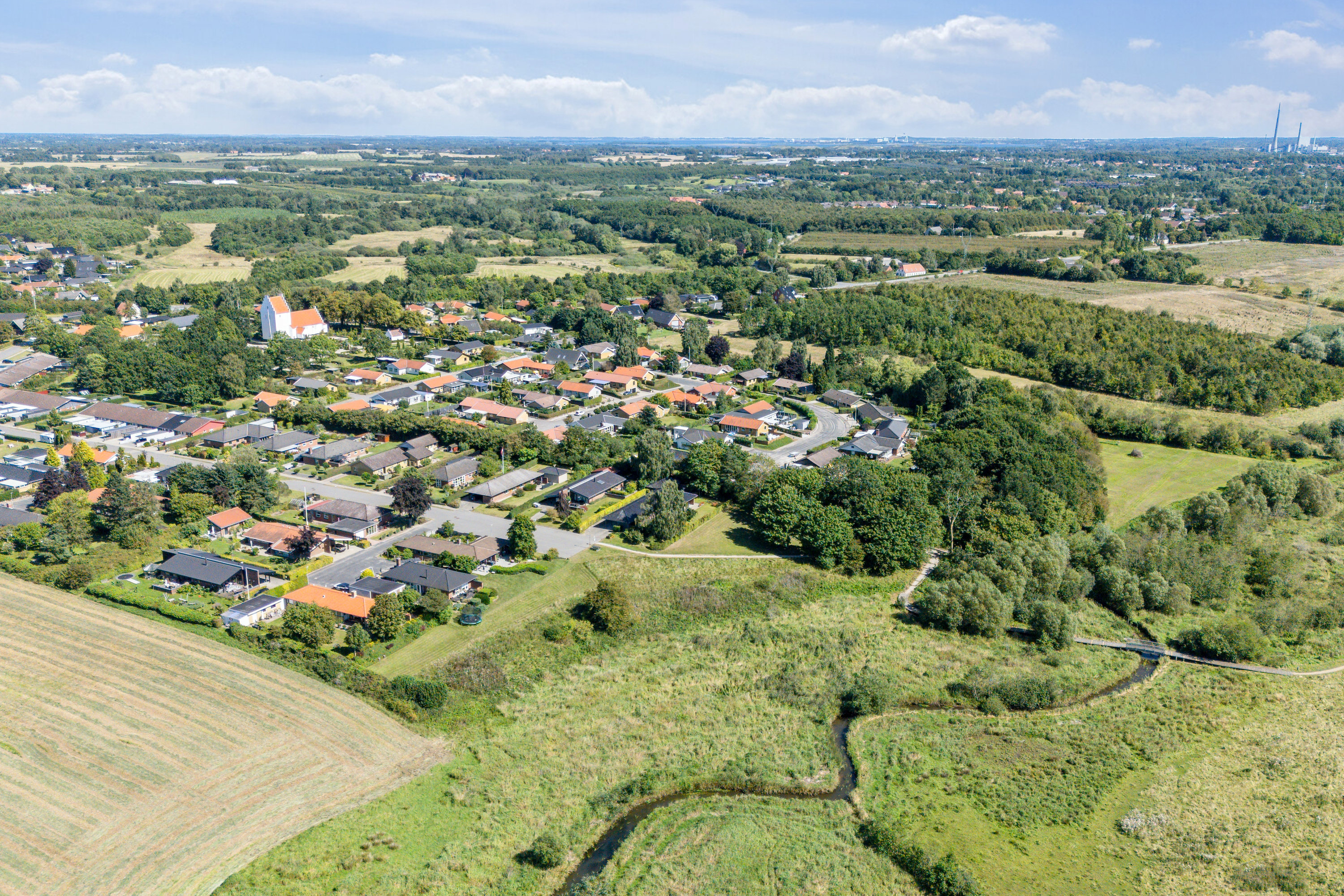 Fremhævet luftfoto billede i fuldskærmstilstand. Billede af Chr. Lehns Vænge 57, Næsbyhoved-Broby, 5270 Odense N