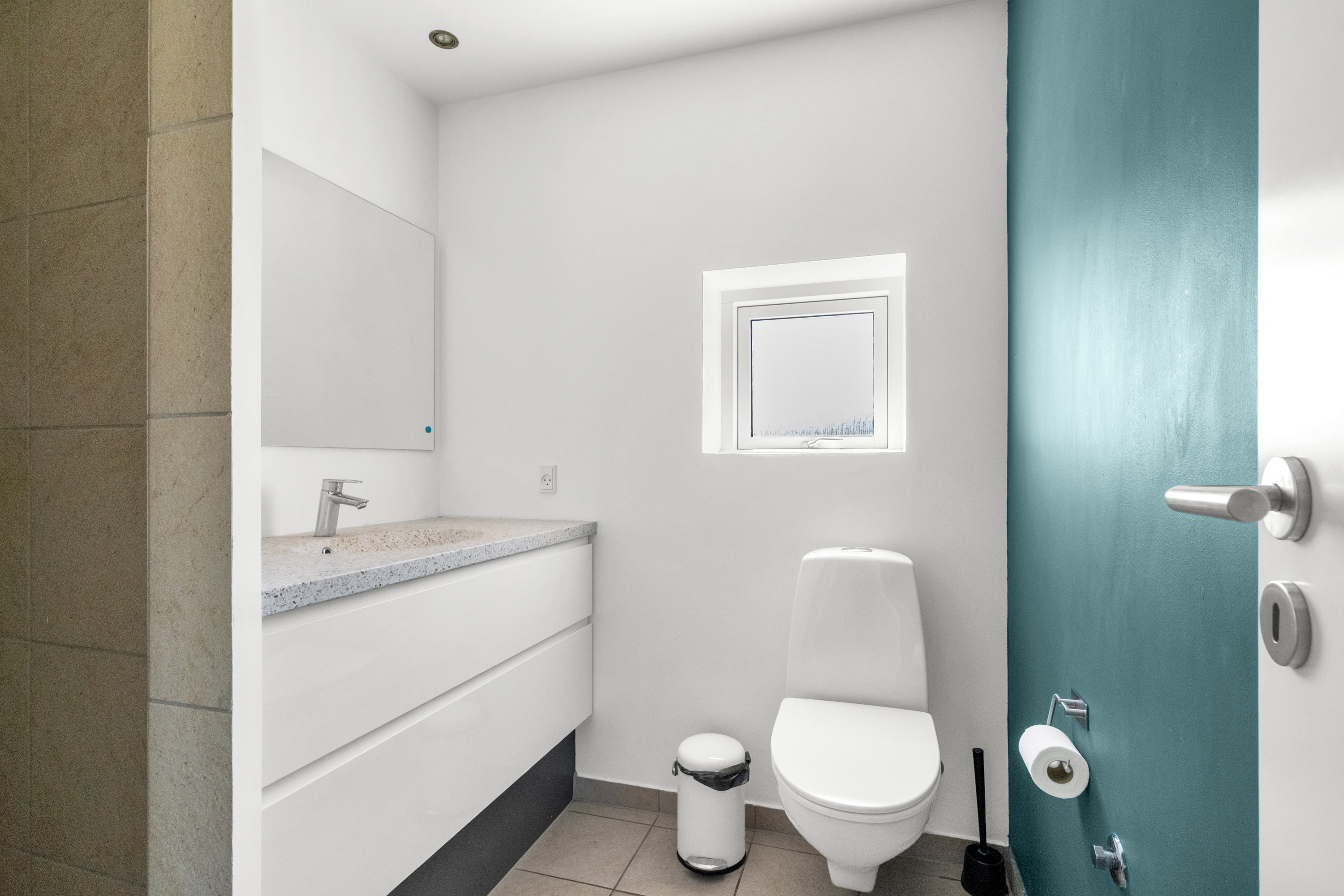 Fremhævet badeværelse billede i fuldskærmstilstand. Billede af Hybenhaven 4, 8520 Lystrup