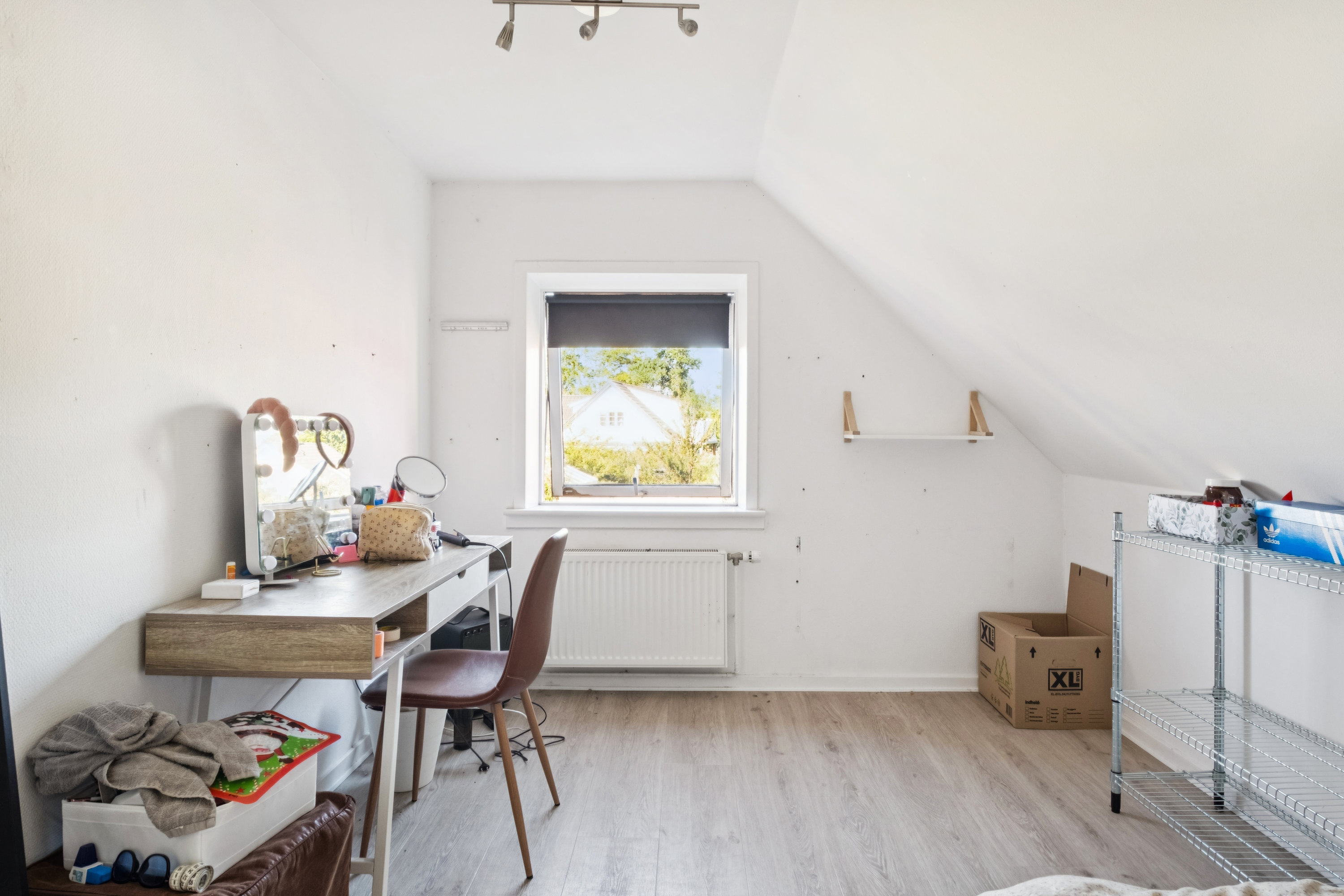 Fremhævet værelse billede i fuldskærmstilstand. Billede af Nøvlingvej 144A, 9260 Gistrup