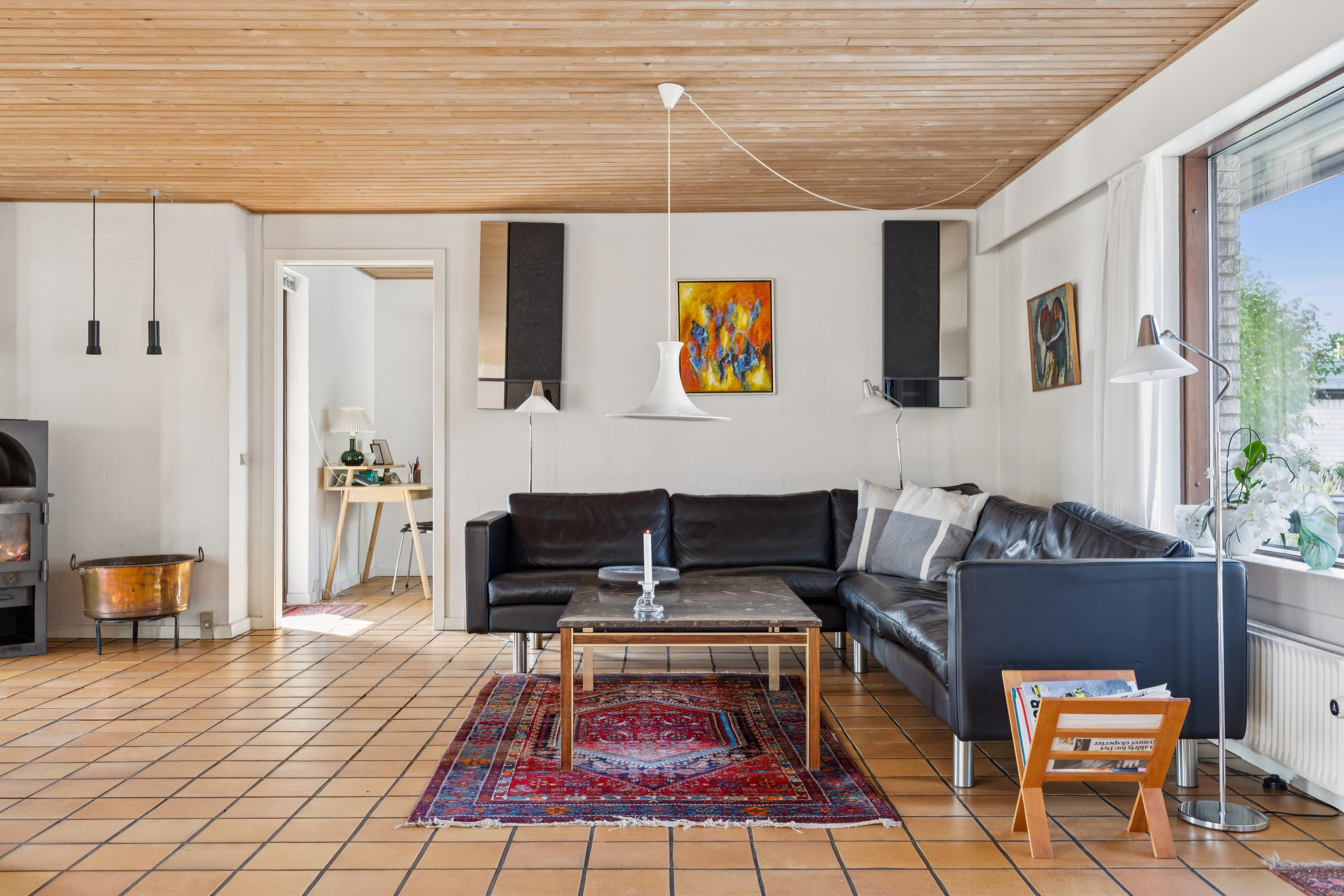 Fremhævet stue billede i fuldskærmstilstand. Billede af Kronhjortløkken 128, Korup, 5210 Odense NV