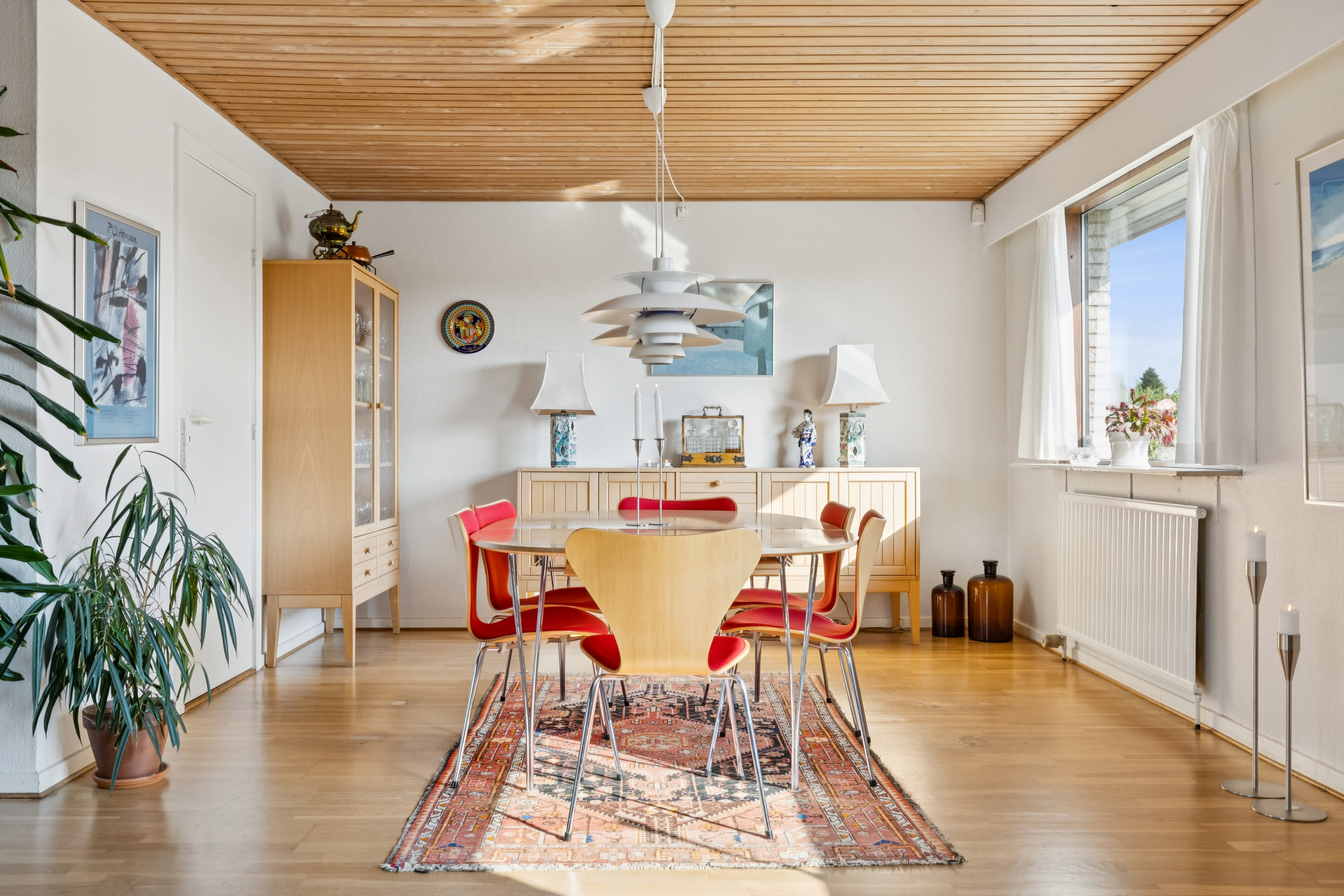 Fremhævet alrum billede i fuldskærmstilstand. Billede af Kronhjortløkken 128, Korup, 5210 Odense NV