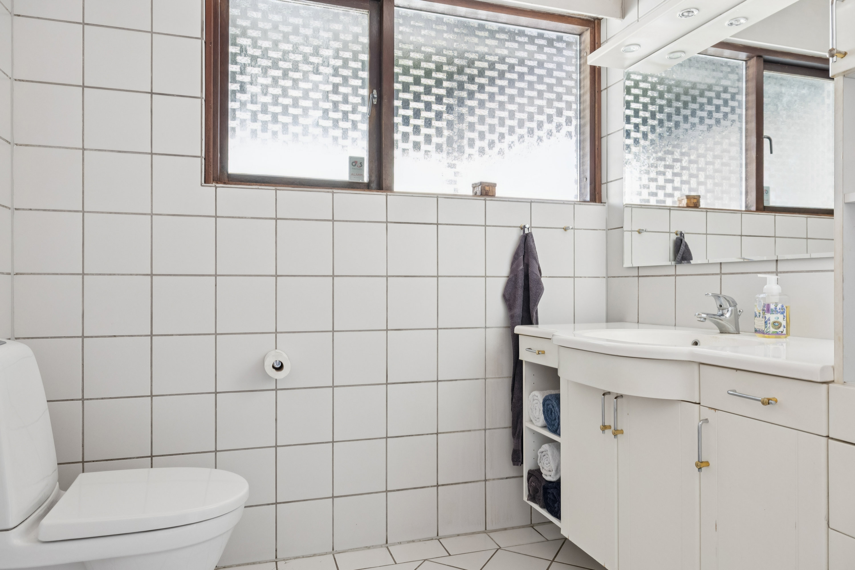 Fremhævet badeværelse billede i fuldskærmstilstand. Billede af Kronhjortløkken 128, Korup, 5210 Odense NV