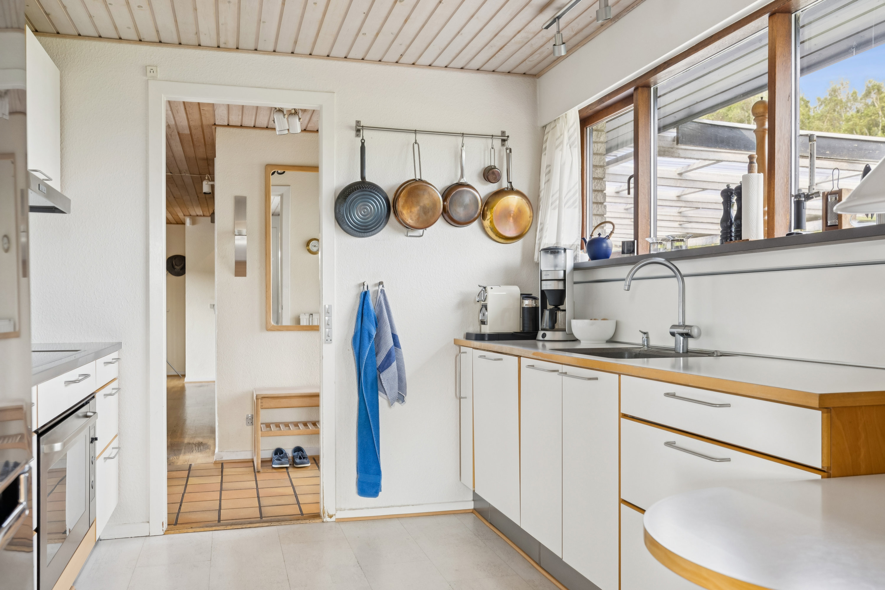 Miniaturebillede 1: køkken. Billede af Kronhjortløkken 128, Korup, 5210 Odense NV