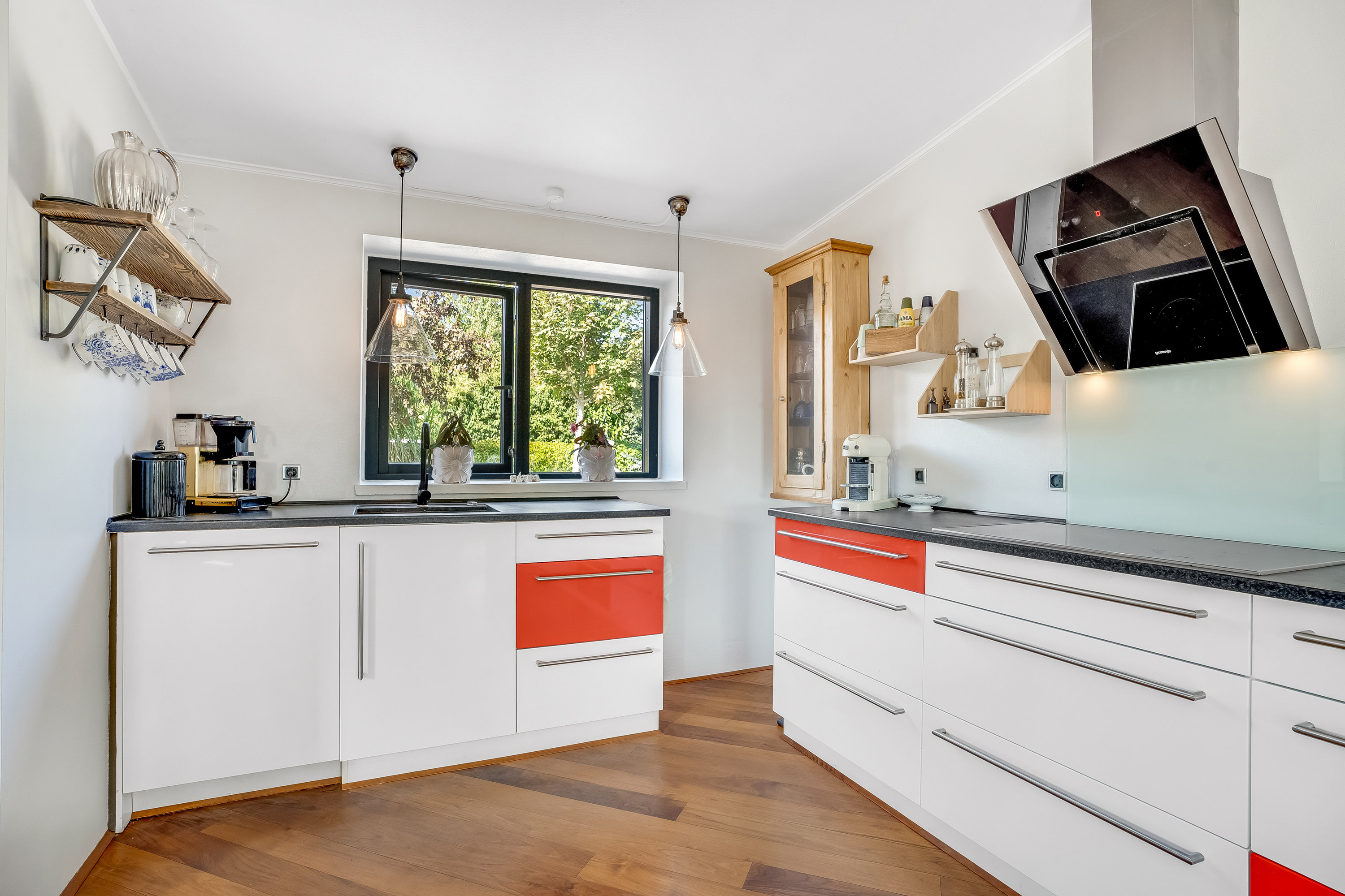 Fremhævet køkken alrum billede i fuldskærmstilstand. Billede af Kolkevej 7A, 4892 Kettinge