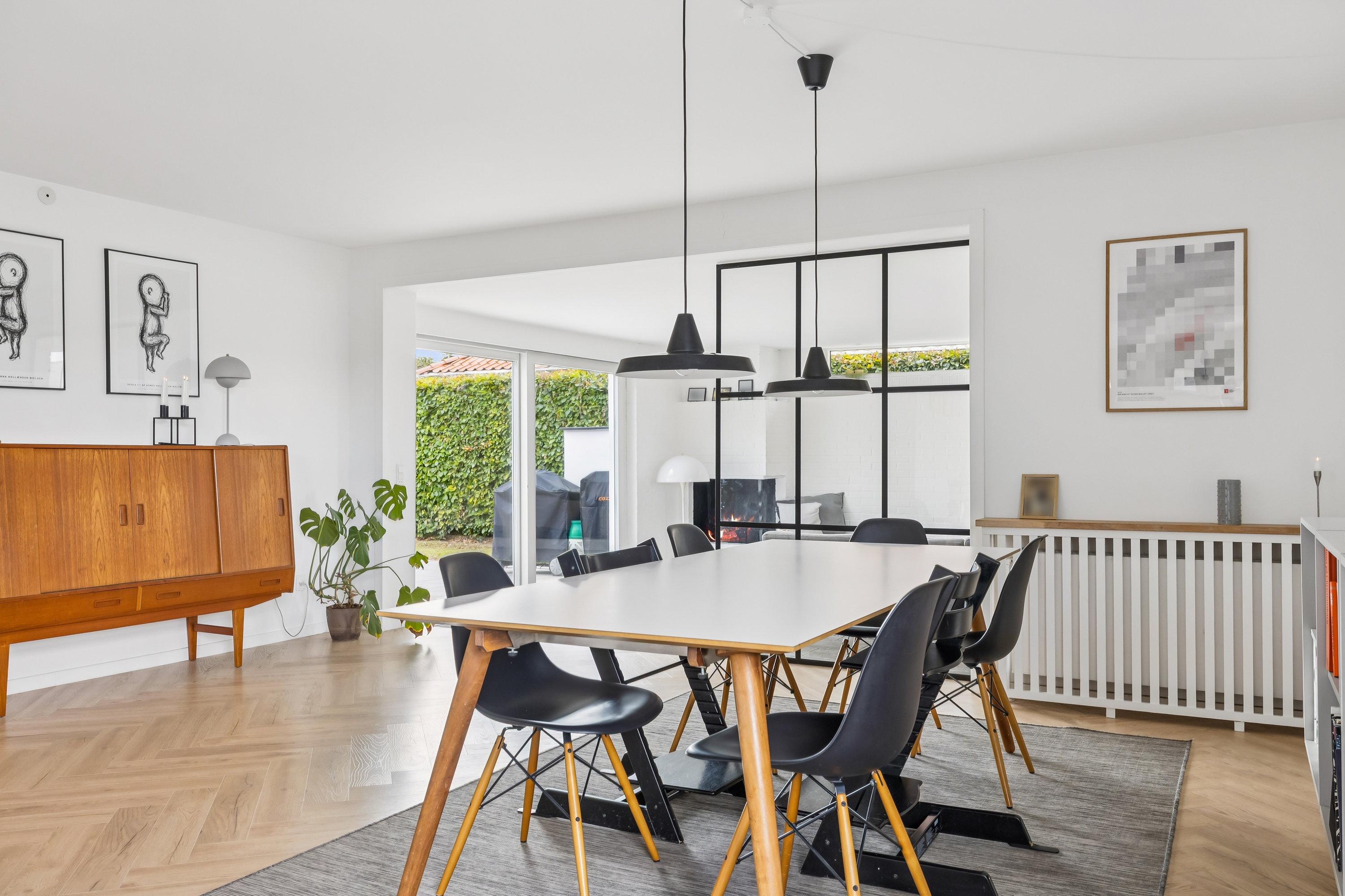 Fremhævet stue billede i fuldskærmstilstand. Billede af Lykkegårdsvej 29, Snestrup, 5210 Odense NV