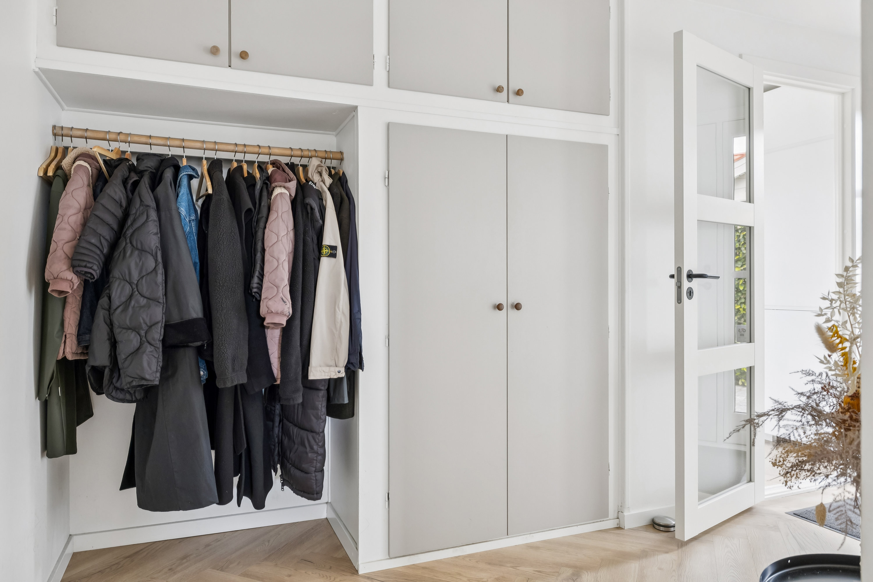 Fremhævet entré billede i fuldskærmstilstand. Billede af Lykkegårdsvej 29, Snestrup, 5210 Odense NV