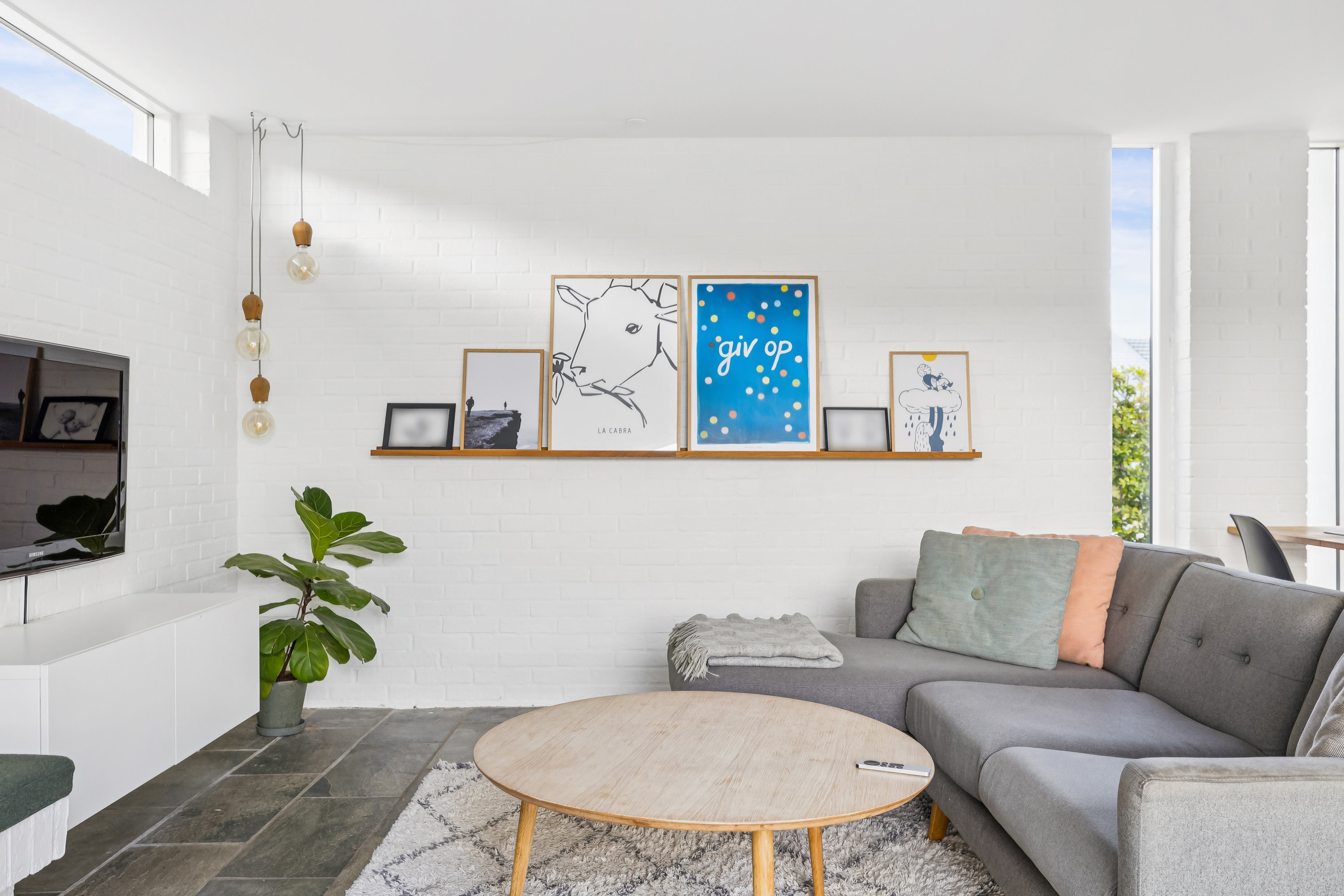 Fremhævet stue billede i fuldskærmstilstand. Billede af Lykkegårdsvej 29, Snestrup, 5210 Odense NV