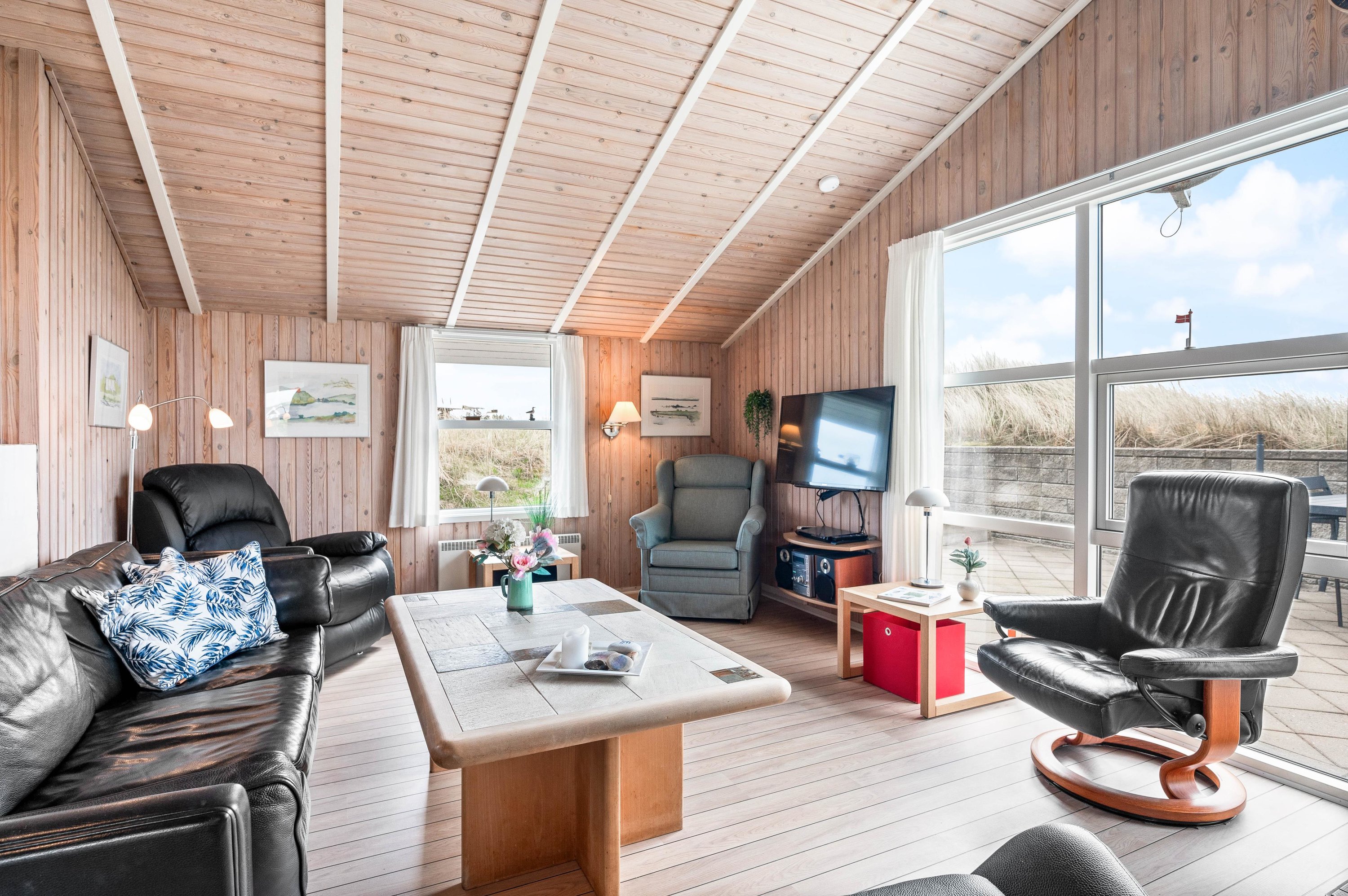 Fremhævet  billede i fuldskærmstilstand. Billede af Arvidvej 150, Bjerregaard, 6960 Hvide Sande