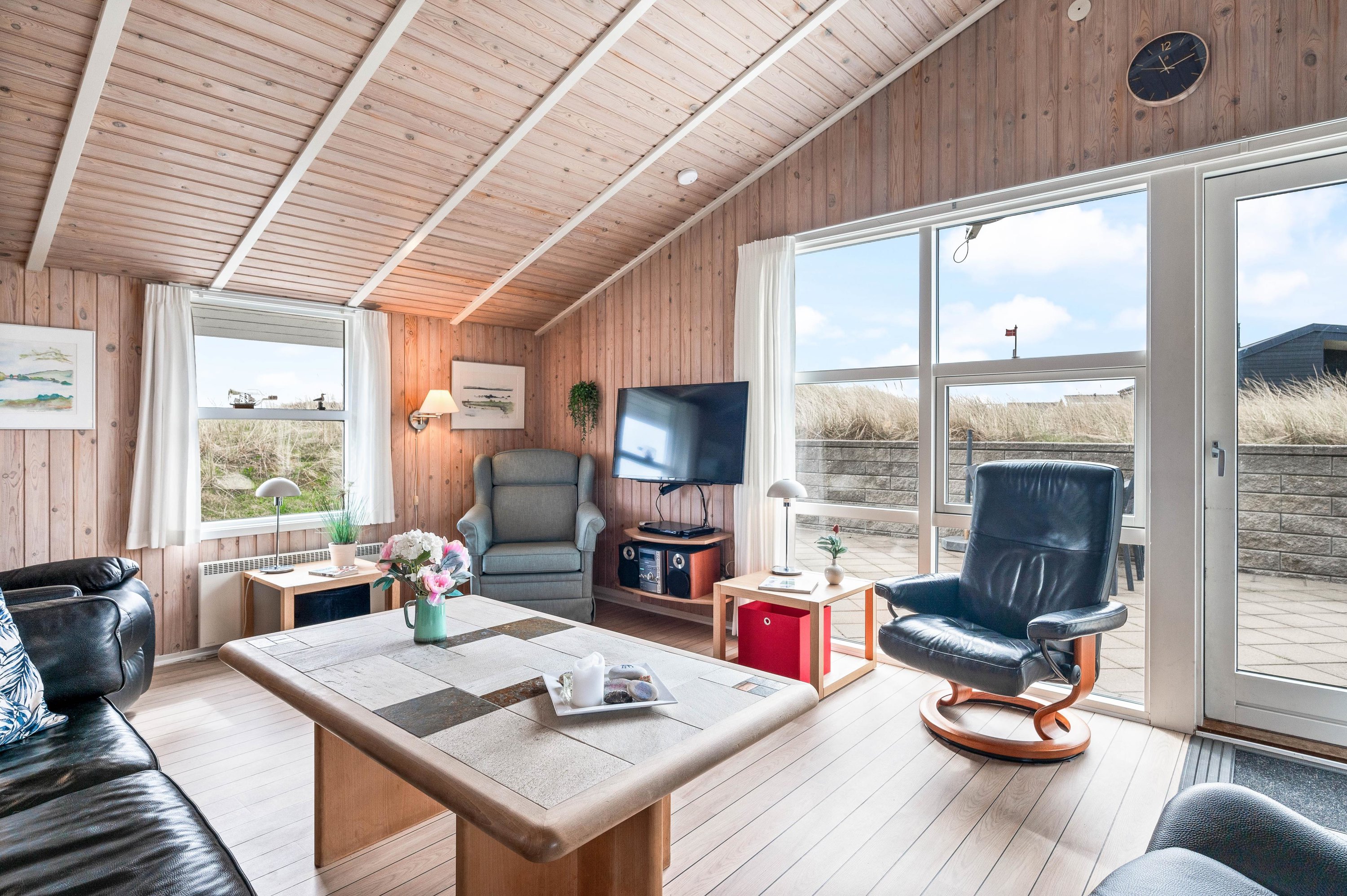 Fremhævet  billede i fuldskærmstilstand. Billede af Arvidvej 150, Bjerregaard, 6960 Hvide Sande